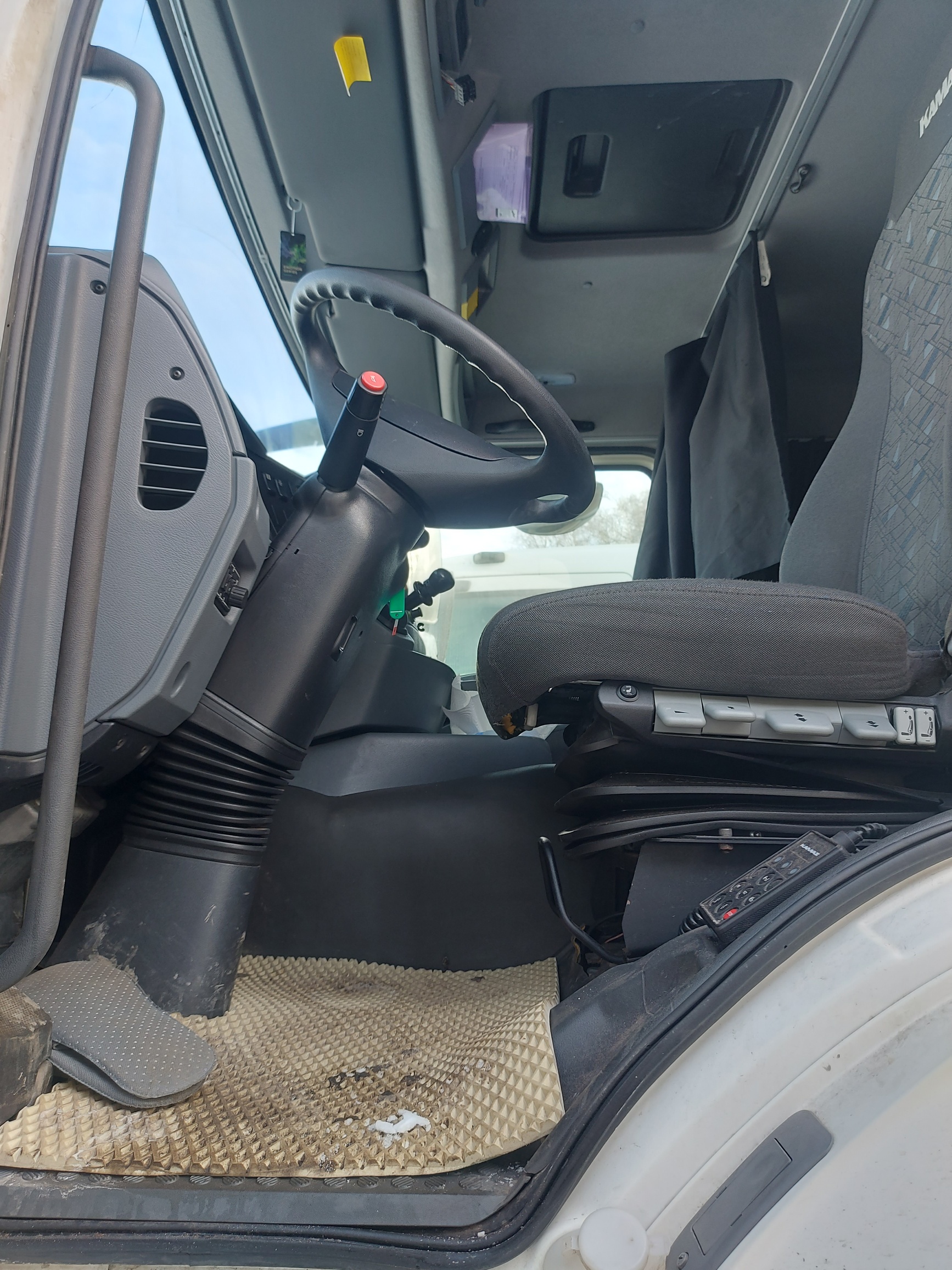 Рефрижератор на ш.КАМАЗ 5325 2022 г. - фото 35