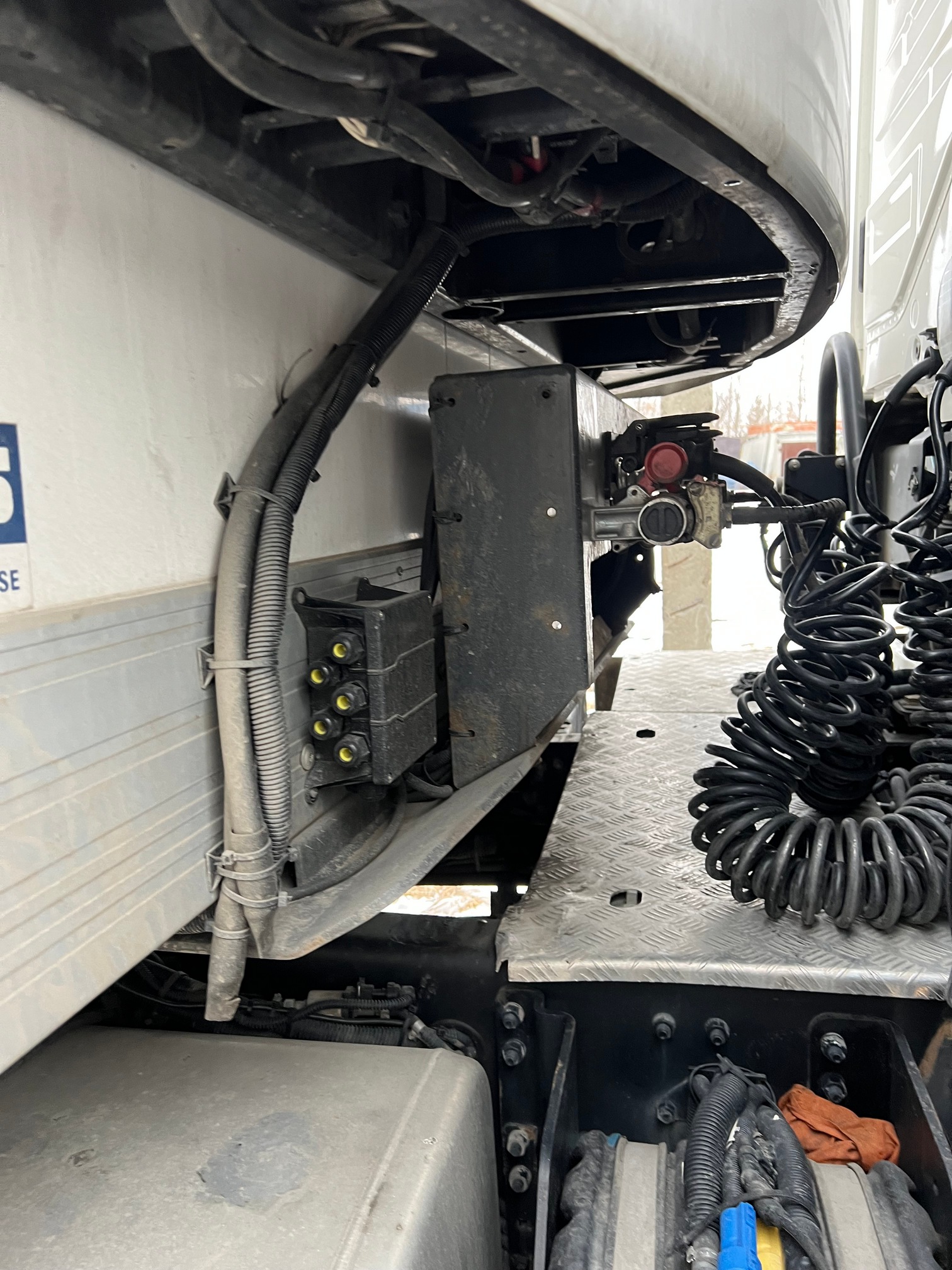 Полуприцеп рефрижератор СТТМ СARGOLINE 972200 2022 г. - фото 4