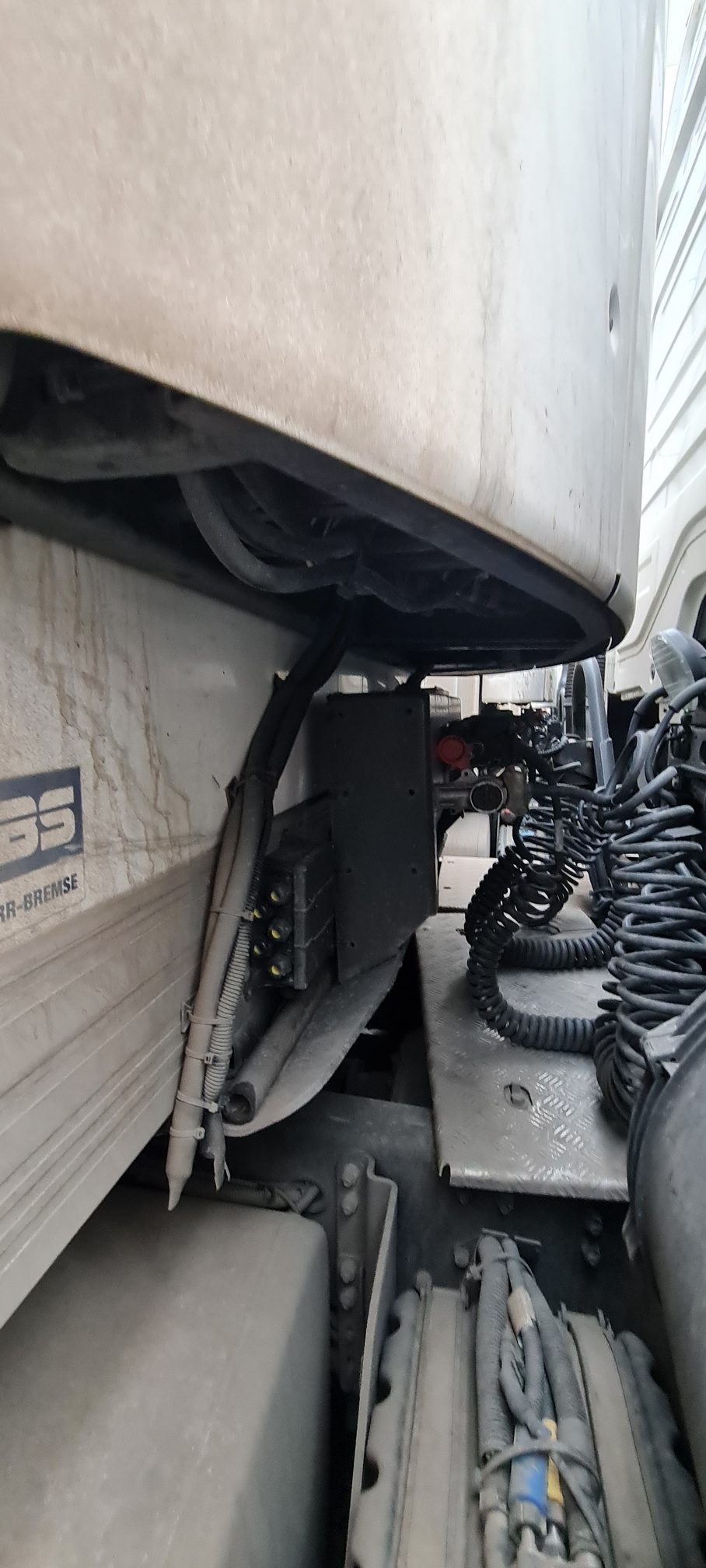 Полуприцеп рефрижератор СТТМ СARGOLINE 972200 2022 г. - фото 2