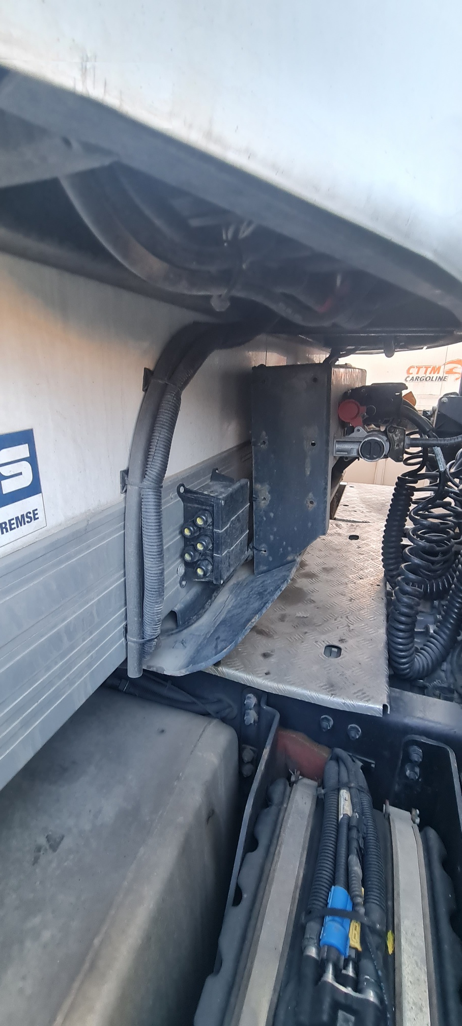 Полуприцеп рефрижератор СТТМ СARGOLINE 972200 2022 г. - фото 3