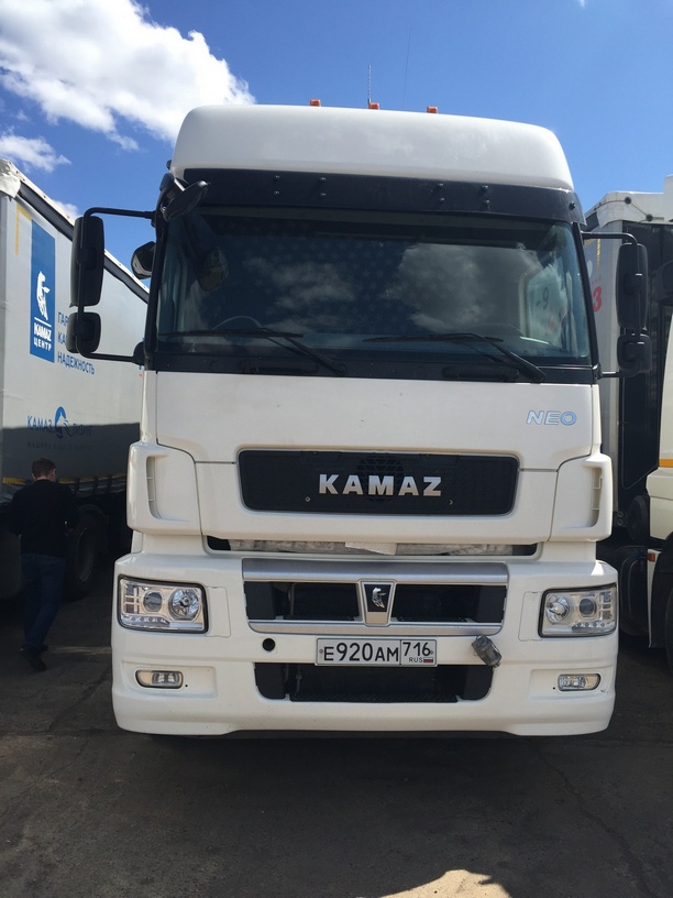 Седельный тягач КАМАЗ 5490-892-DC (газодизель) 2019 г. - фото 2