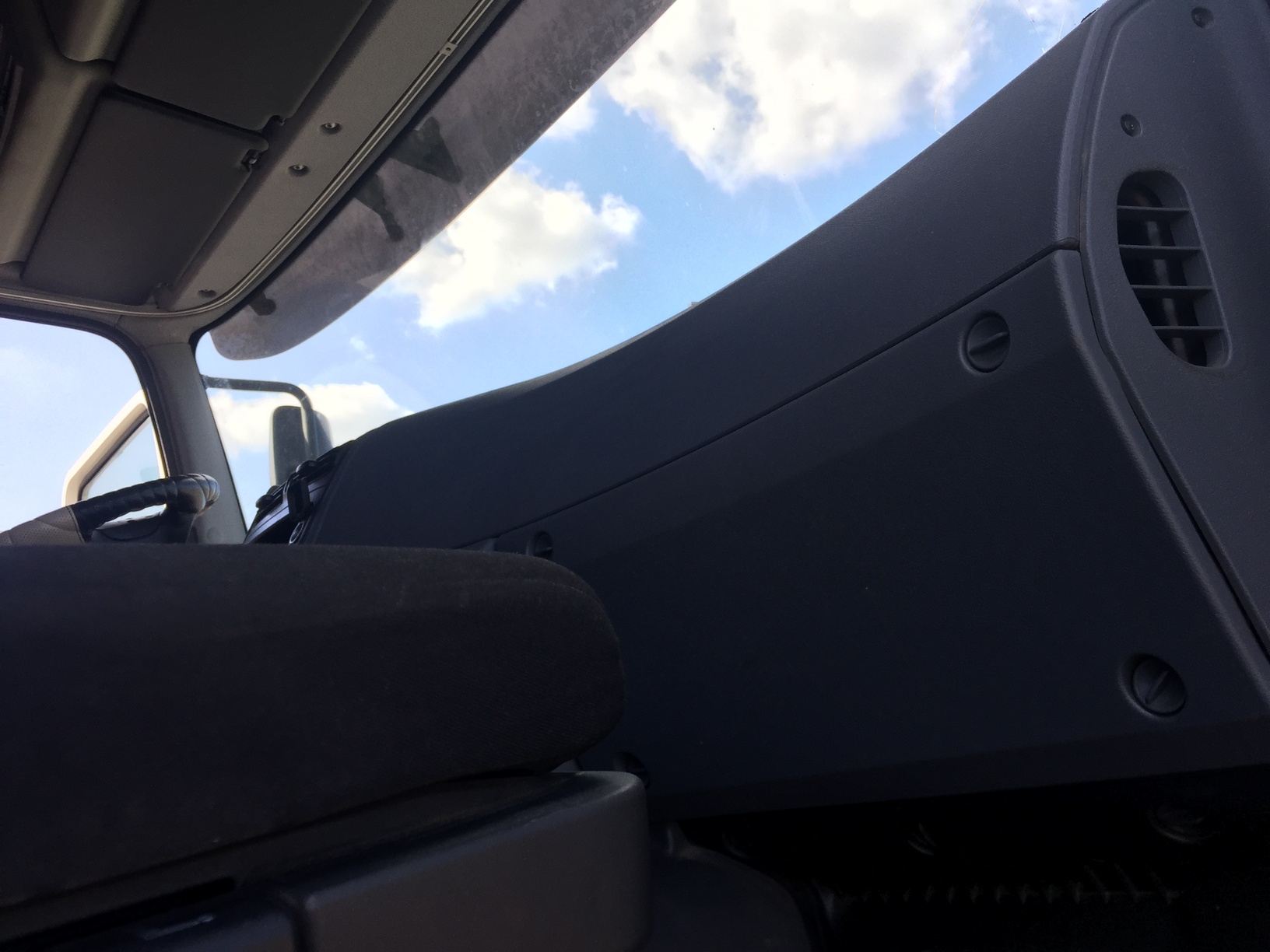 Седельный тягач КАМАЗ 5490-892-DC (газодизель) 2019 г. - фото 3