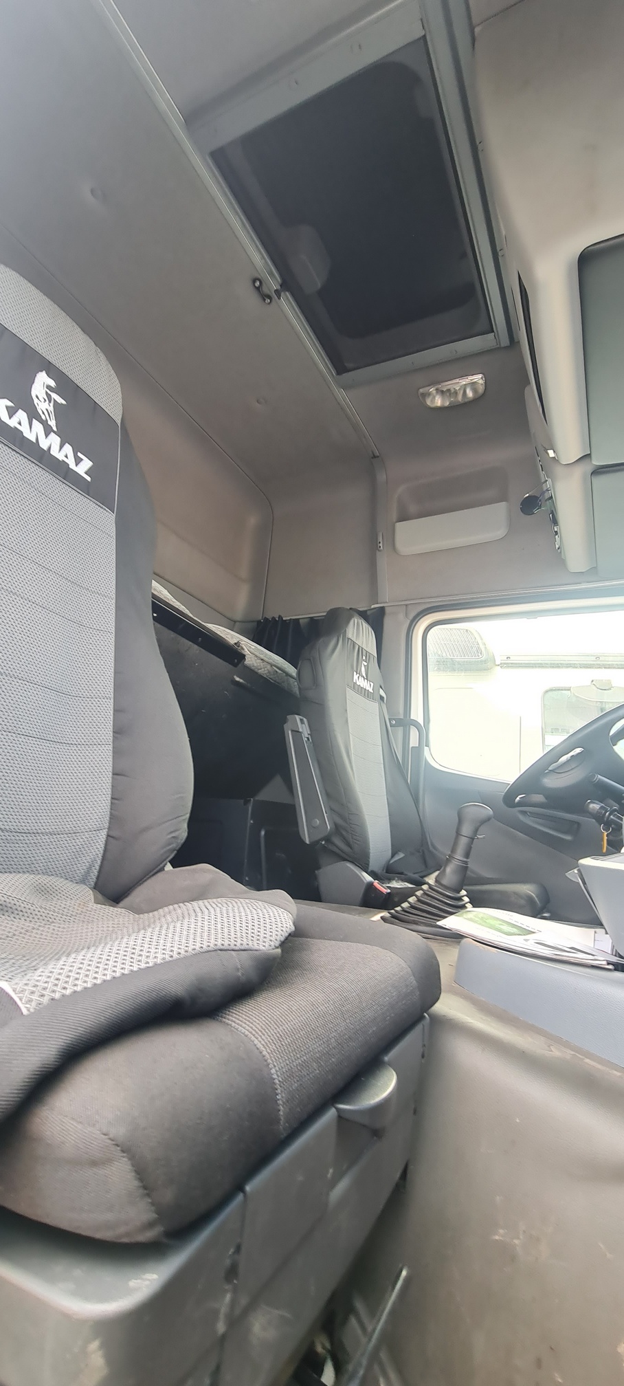 Седельный тягач КАМАЗ 5490-80802-90(5P) (СПГ) 2021 г. - фото 7