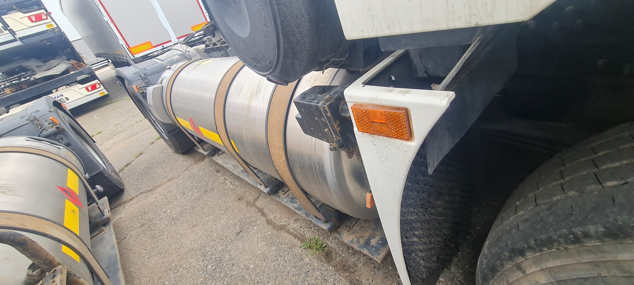 Седельный тягач КАМАЗ 5490-80802-90(5P) (СПГ) 2021 г. - фото 15