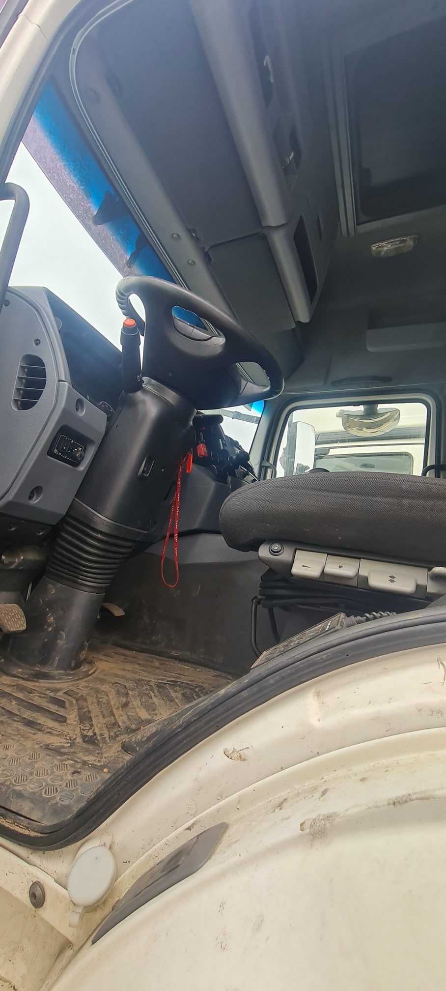 Седельный тягач КАМАЗ 5490-80802-90(5P) (СПГ) 2021 г. - фото 29