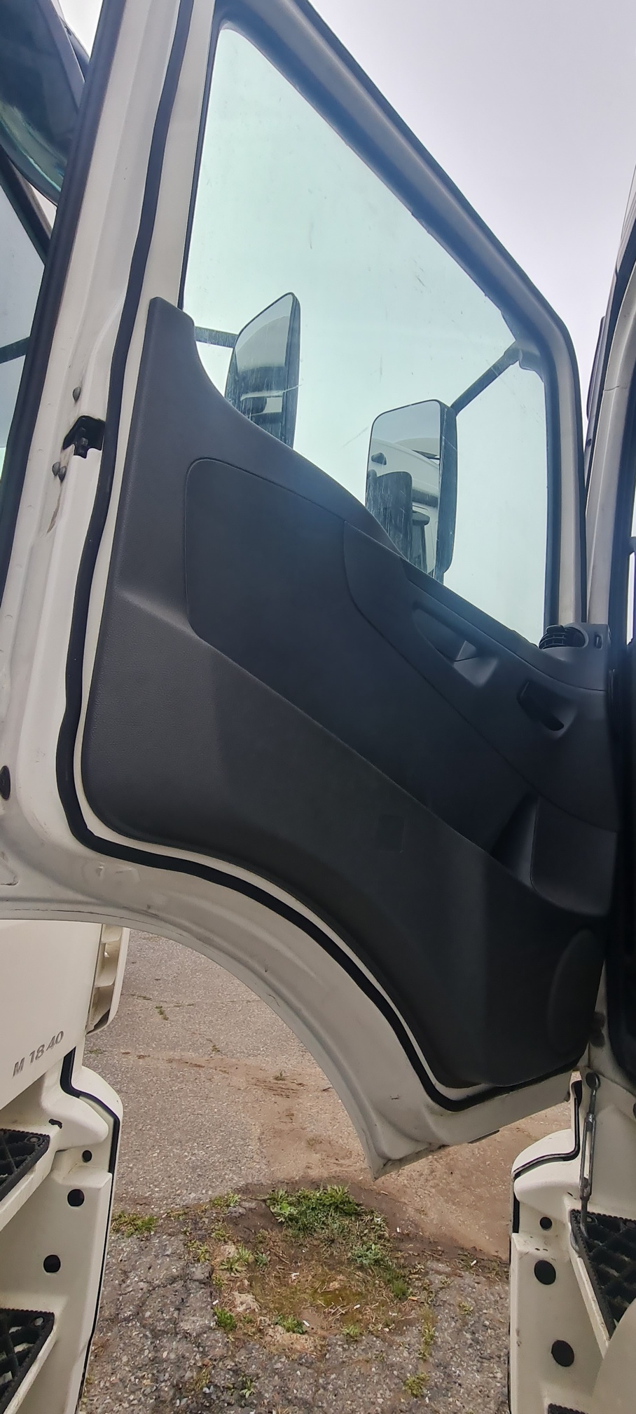 Седельный тягач КАМАЗ 5490-80802-90(5P) (СПГ) 2021 г. - фото 30