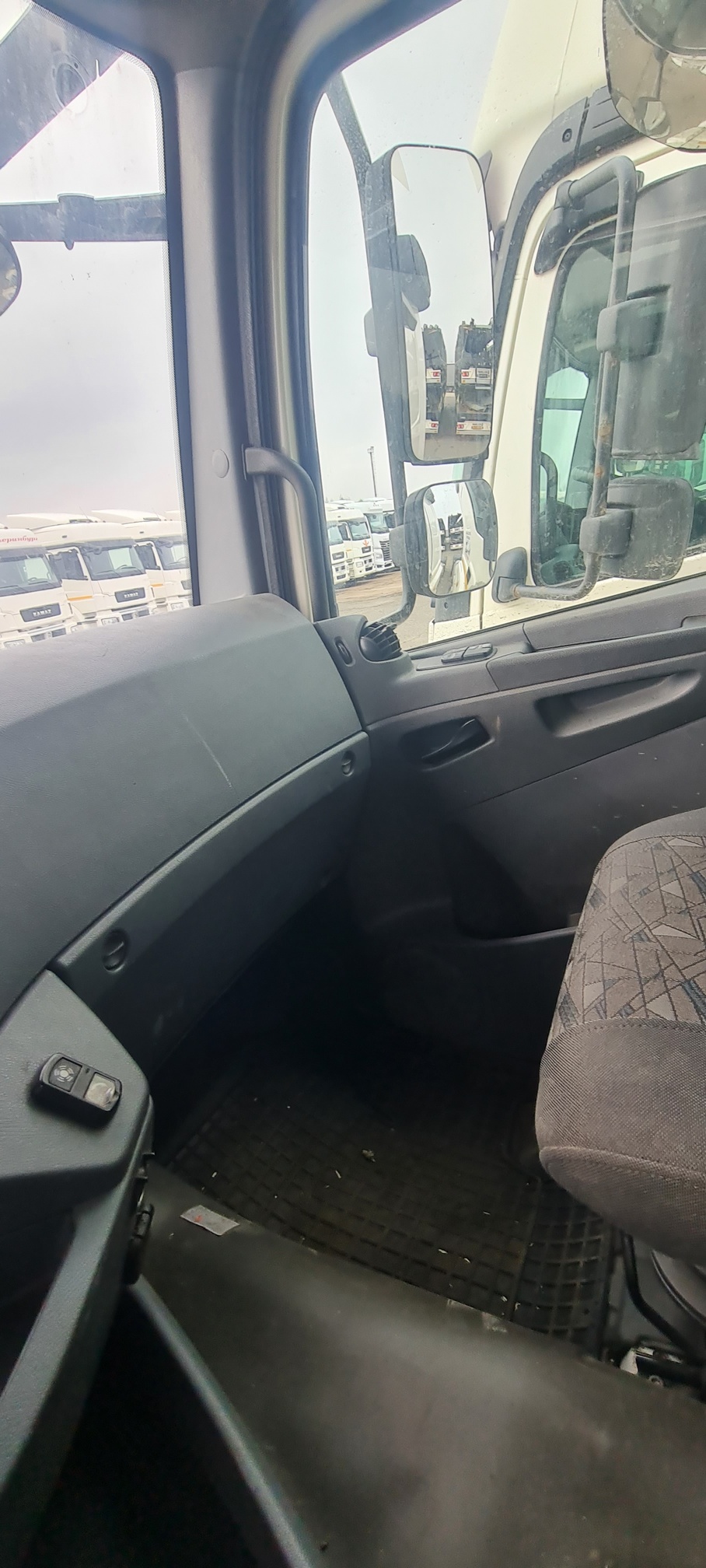 Седельный тягач КАМАЗ 5490-80802-90(5P) (СПГ) 2021 г. - фото 38