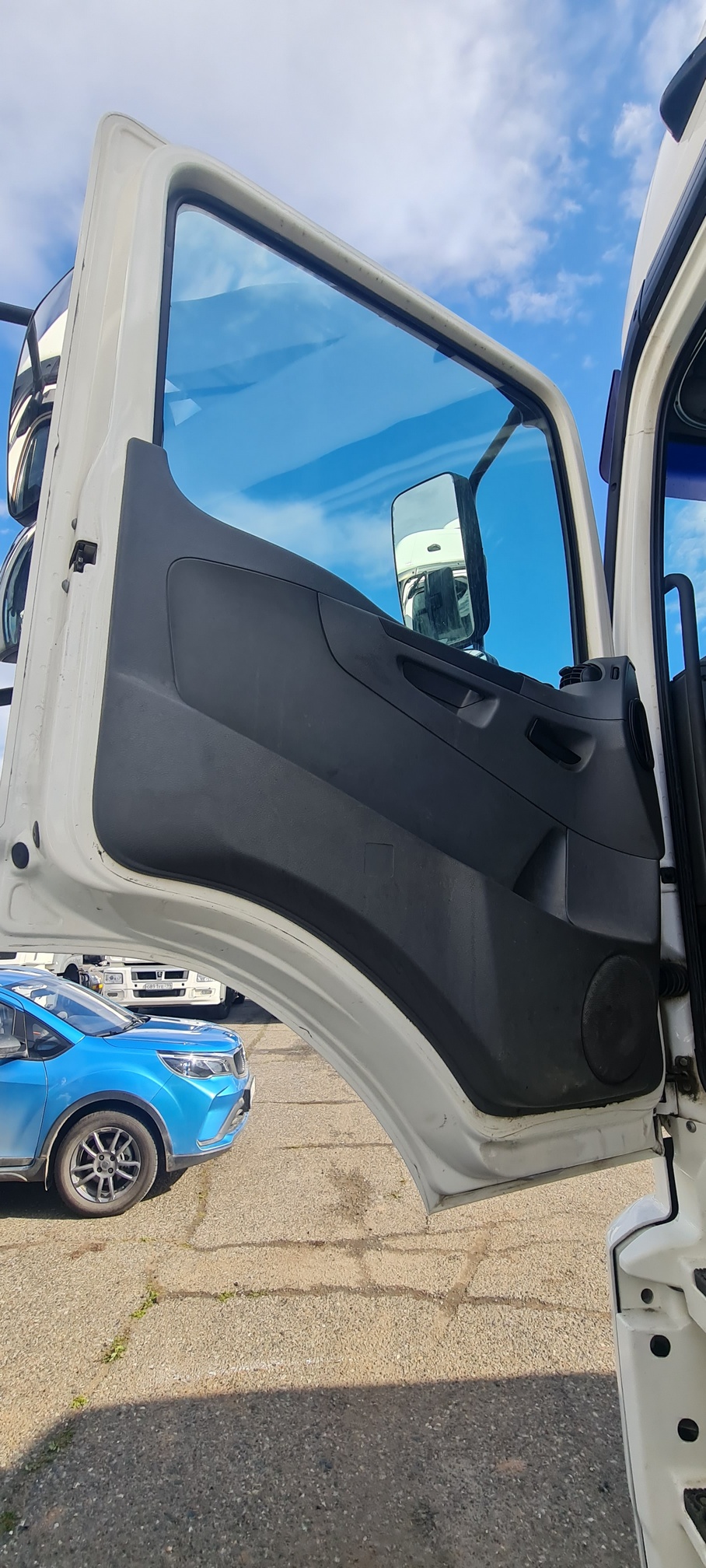 Седельный тягач КАМАЗ 5490-80802-90(5P) (СПГ) 2021 г. - фото 26