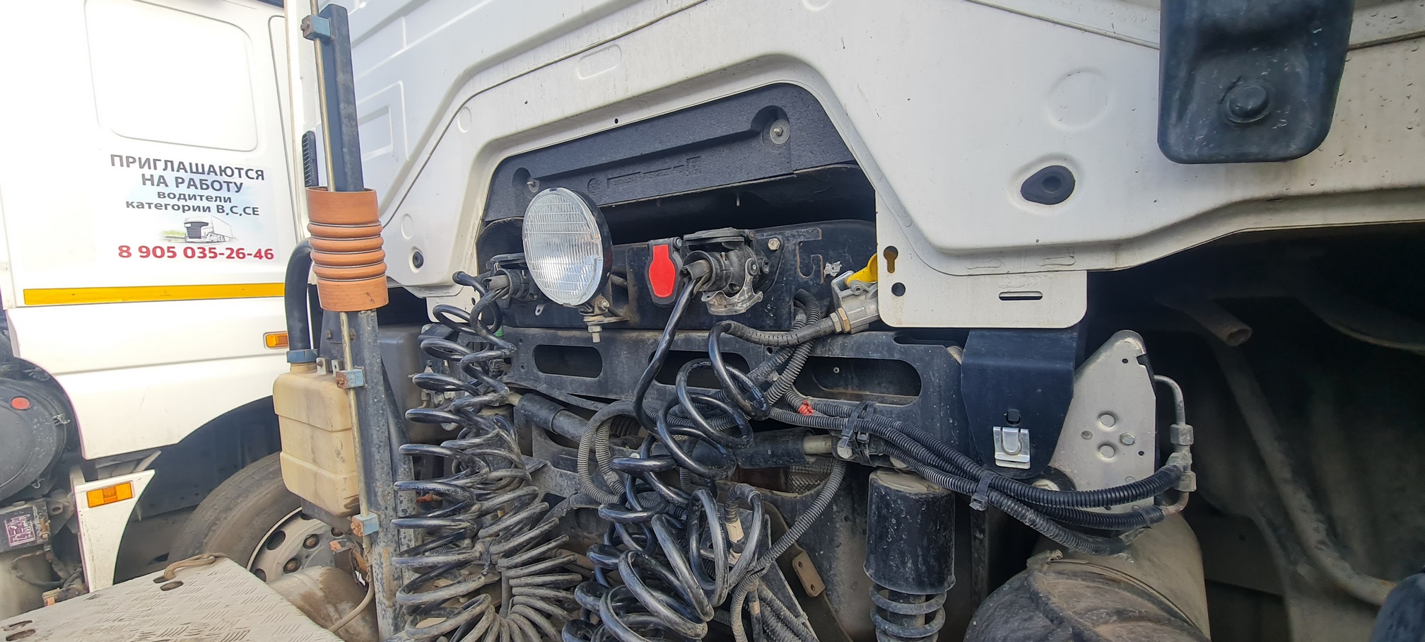 Седельный тягач КАМАЗ 5490-80802-90(5P) (СПГ) 2021 г. - фото 15