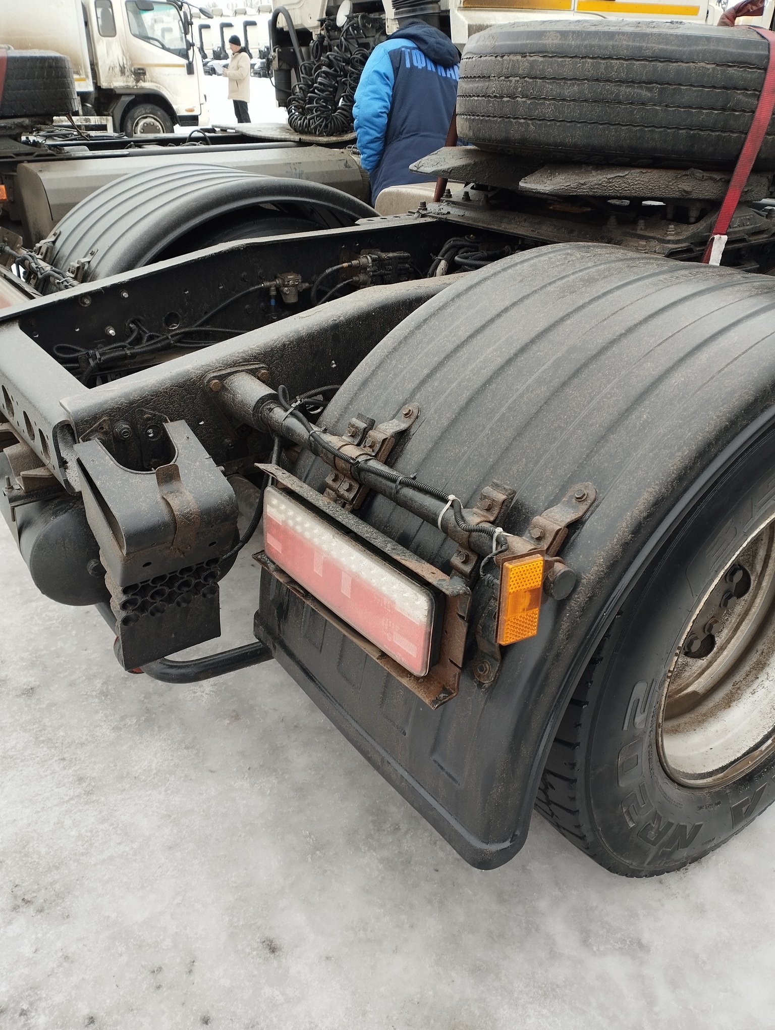 Седельный тягач КАМАЗ 5490-801-DC (газодизель) 2021 г. - фото 23