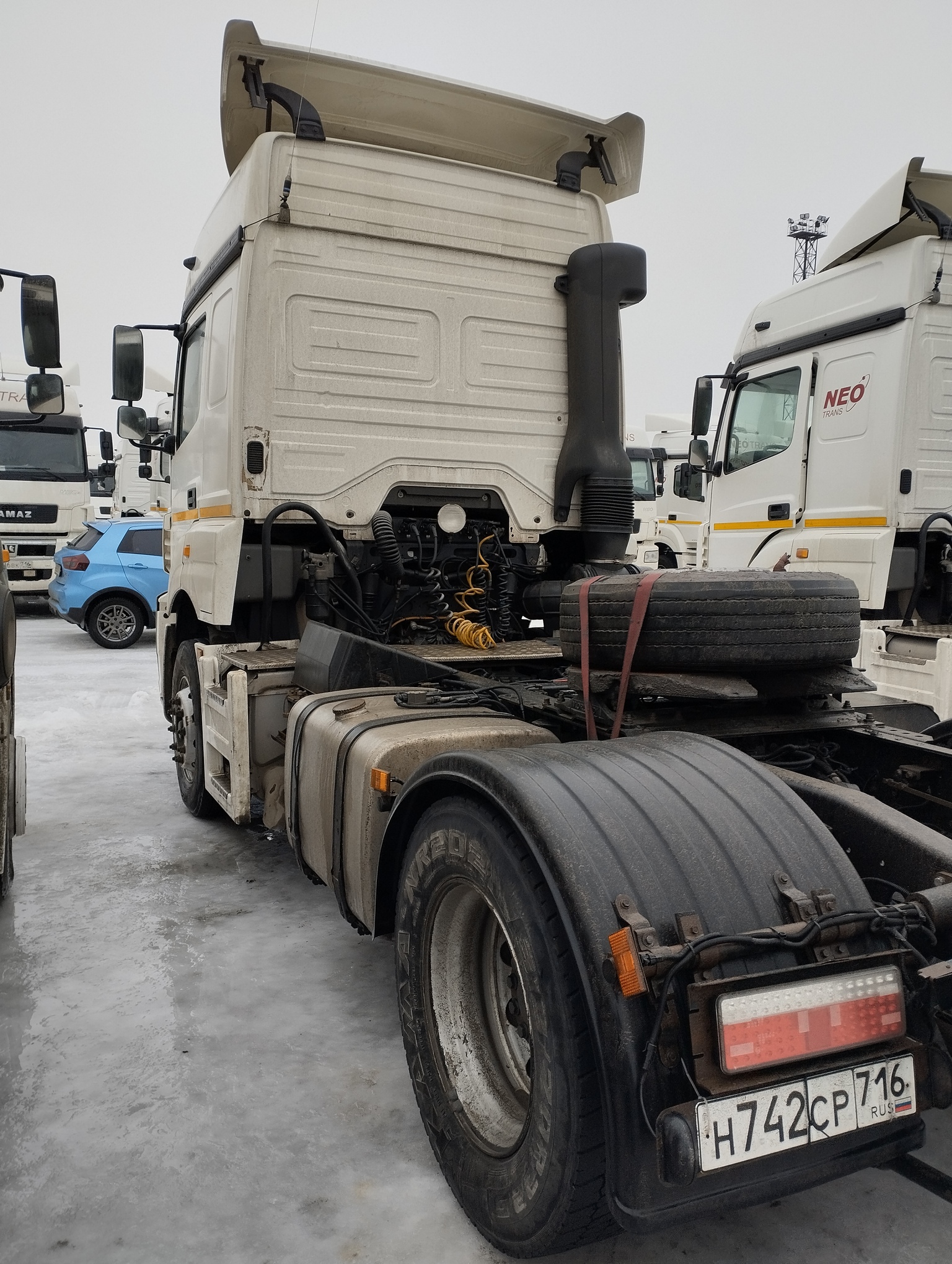 Седельный тягач КАМАЗ 5490-801-DC (газодизель) 2021 г. - фото 27