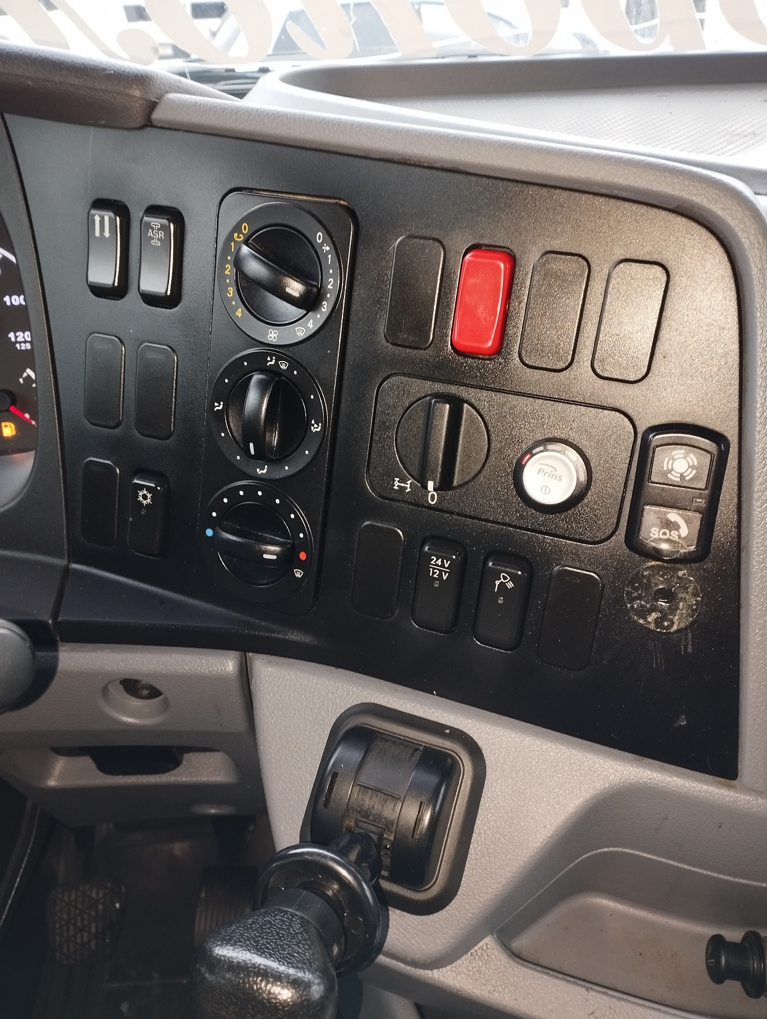 Седельный тягач КАМАЗ 5490-801-DC (газодизель) 2021 г. - фото 52