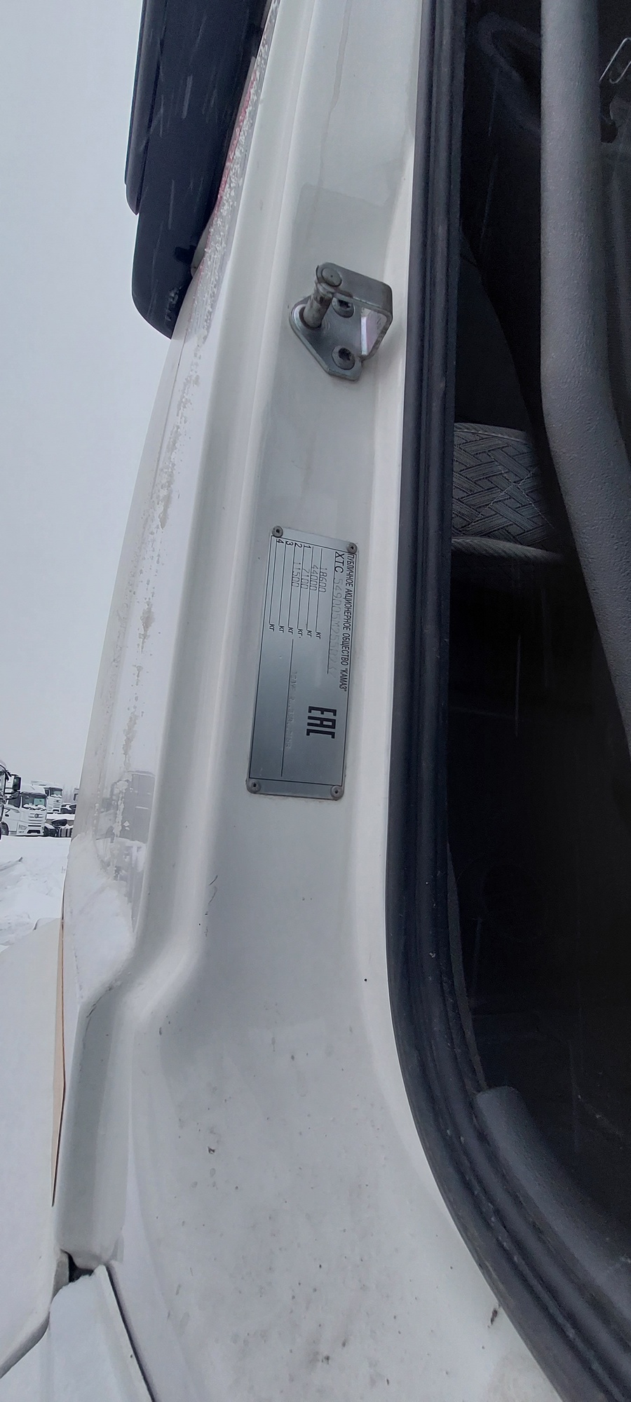 Седельный тягач КАМАЗ 5490-801-DC (газодизель) 2021 г. - фото 49