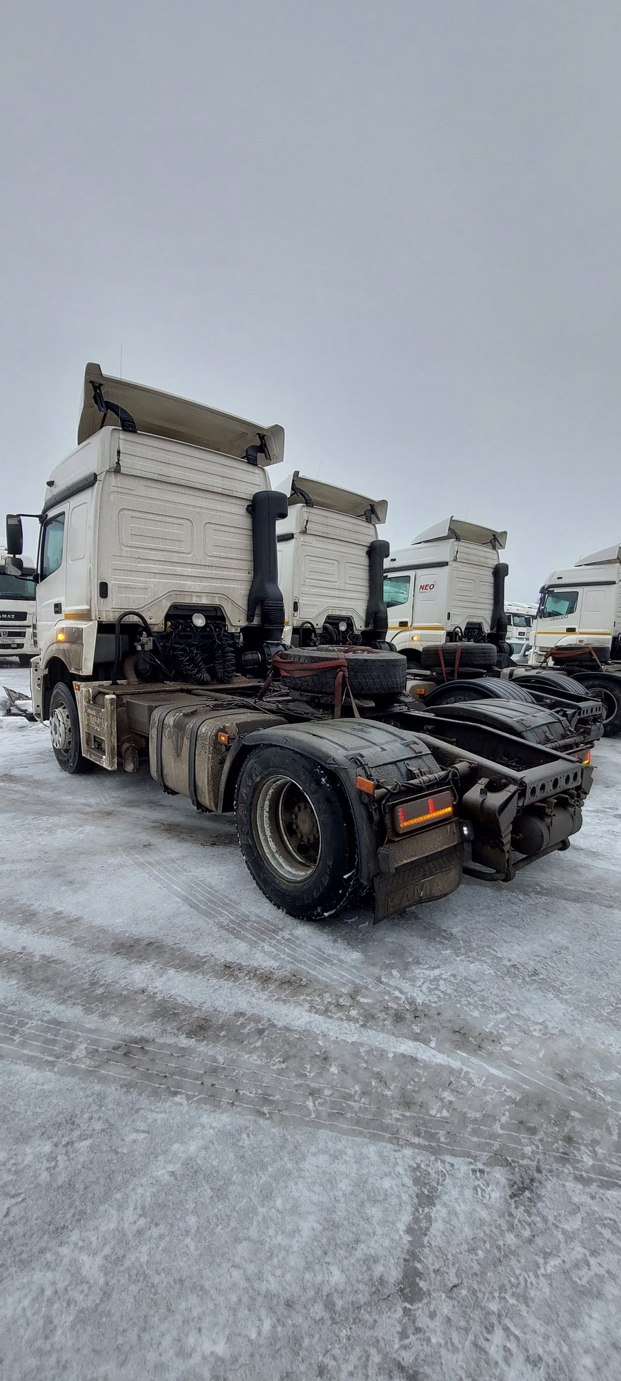 Седельный тягач КАМАЗ 5490-801-DC (газодизель) 2021 г. - фото 28