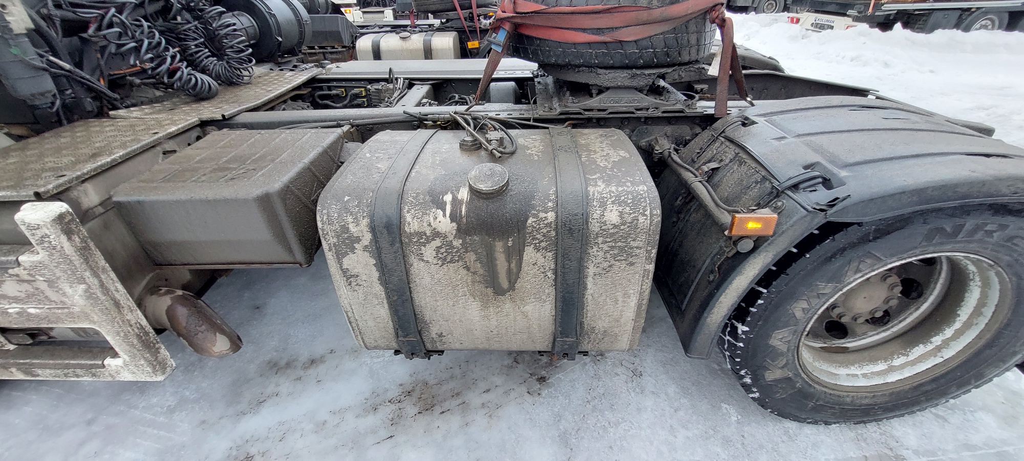 Седельный тягач КАМАЗ 5490-801-DC (газодизель) 2021 г. - фото 32