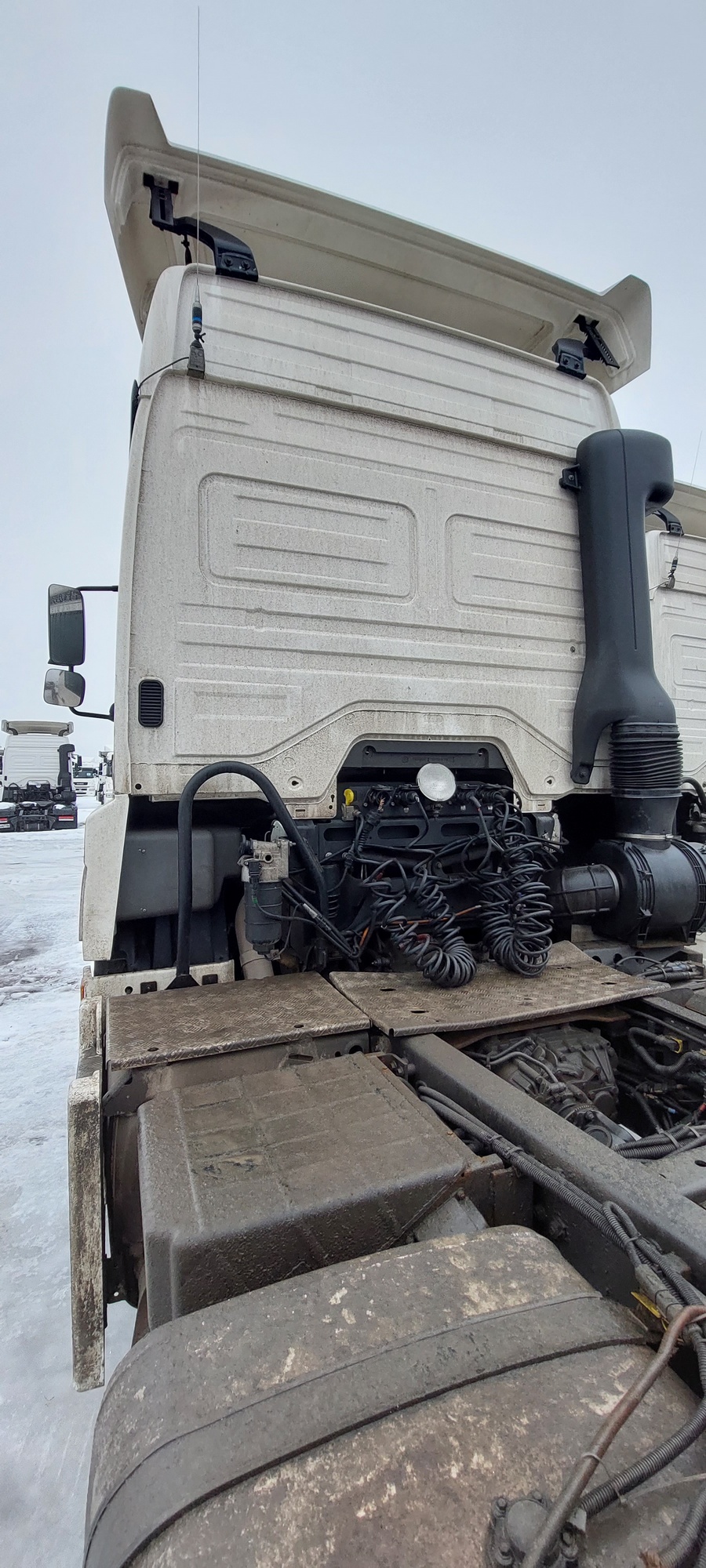 Седельный тягач КАМАЗ 5490-801-DC (газодизель) 2021 г. - фото 34