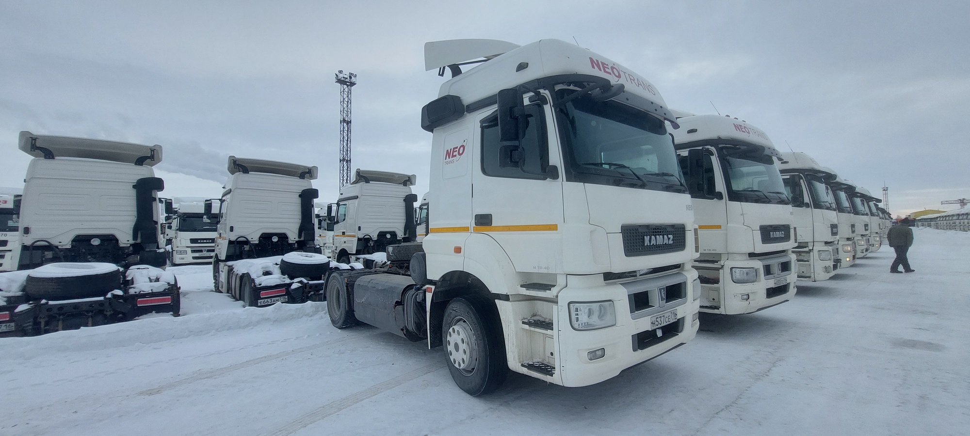 Седельный тягач КАМАЗ 5490-801-DC (газодизель) 2021 г. - фото 5