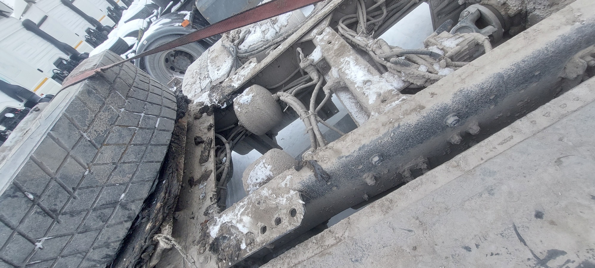 Седельный тягач КАМАЗ 5490-801-DC (газодизель) 2021 г. - фото 15