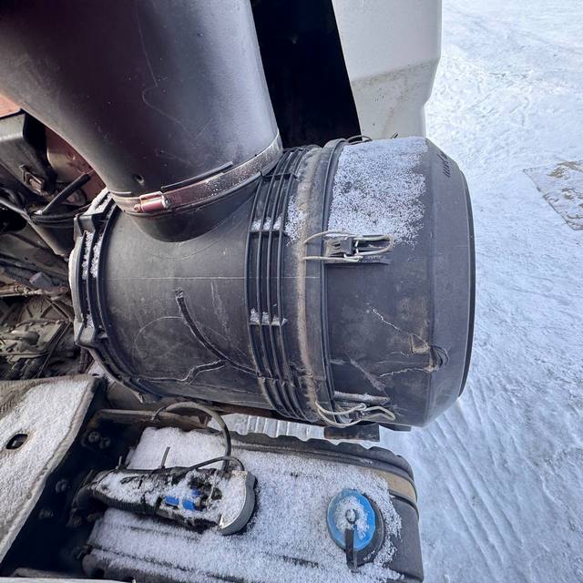 Седельный тягач КАМАЗ 5490-801-DC (газодизель) 2021 г. - фото 40