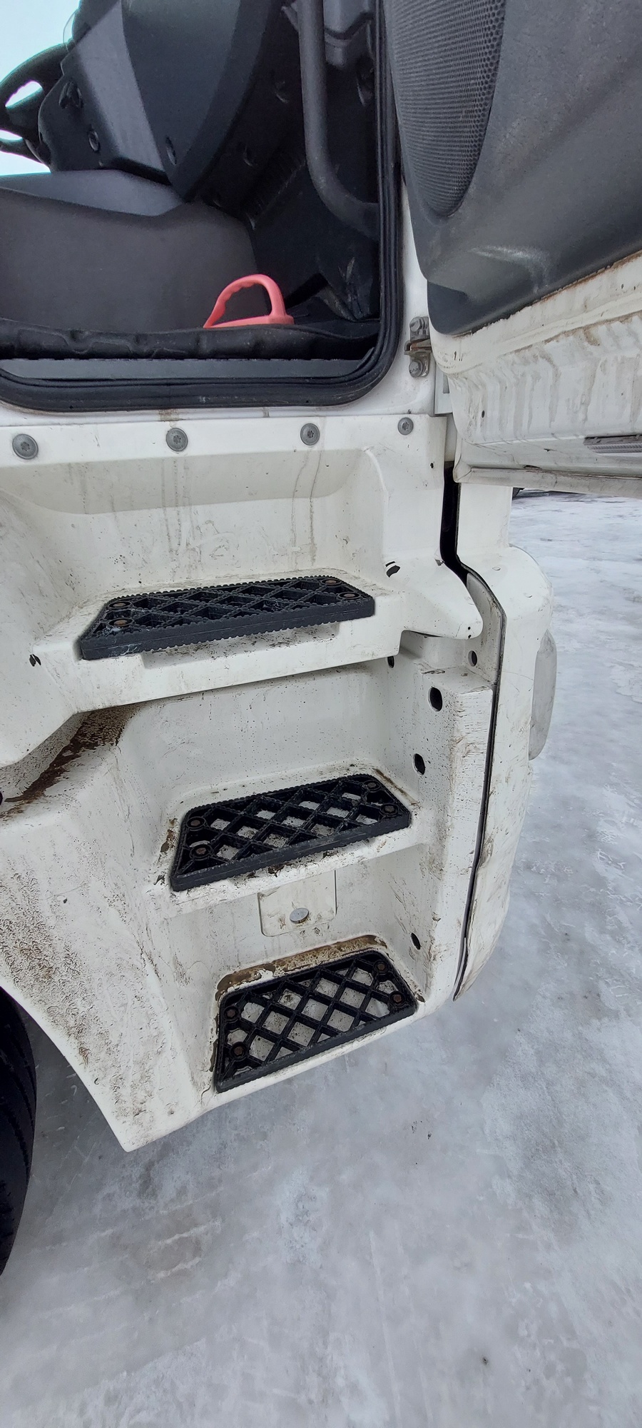 Седельный тягач КАМАЗ 5490-801-DC (газодизель) 2021 г. - фото 15