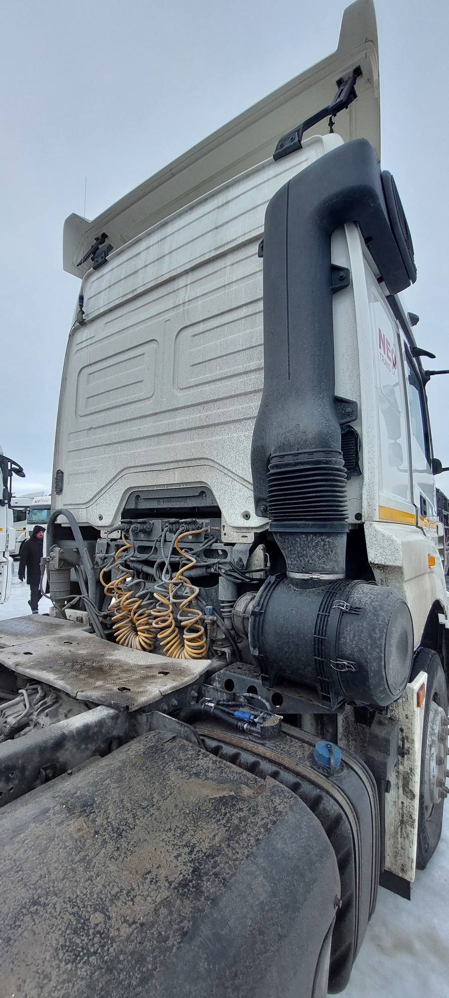 Седельный тягач КАМАЗ 5490-801-DC (газодизель) 2021 г. - фото 20