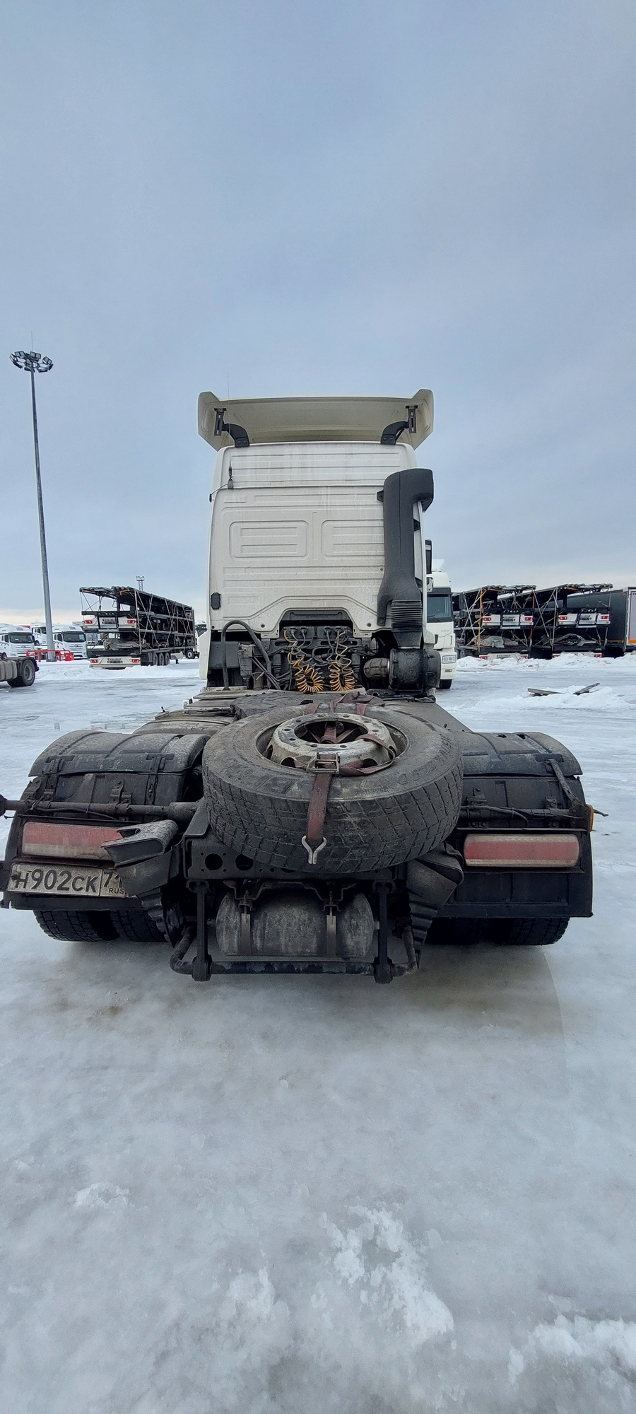 Седельный тягач КАМАЗ 5490-801-DC (газодизель) 2021 г. - фото 28