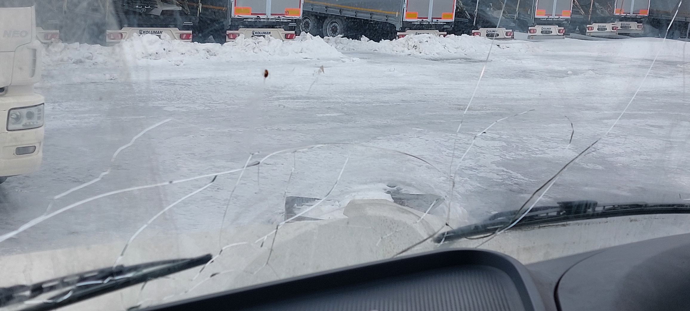 Седельный тягач КАМАЗ 5490-801-DC (газодизель) 2021 г. - фото 43