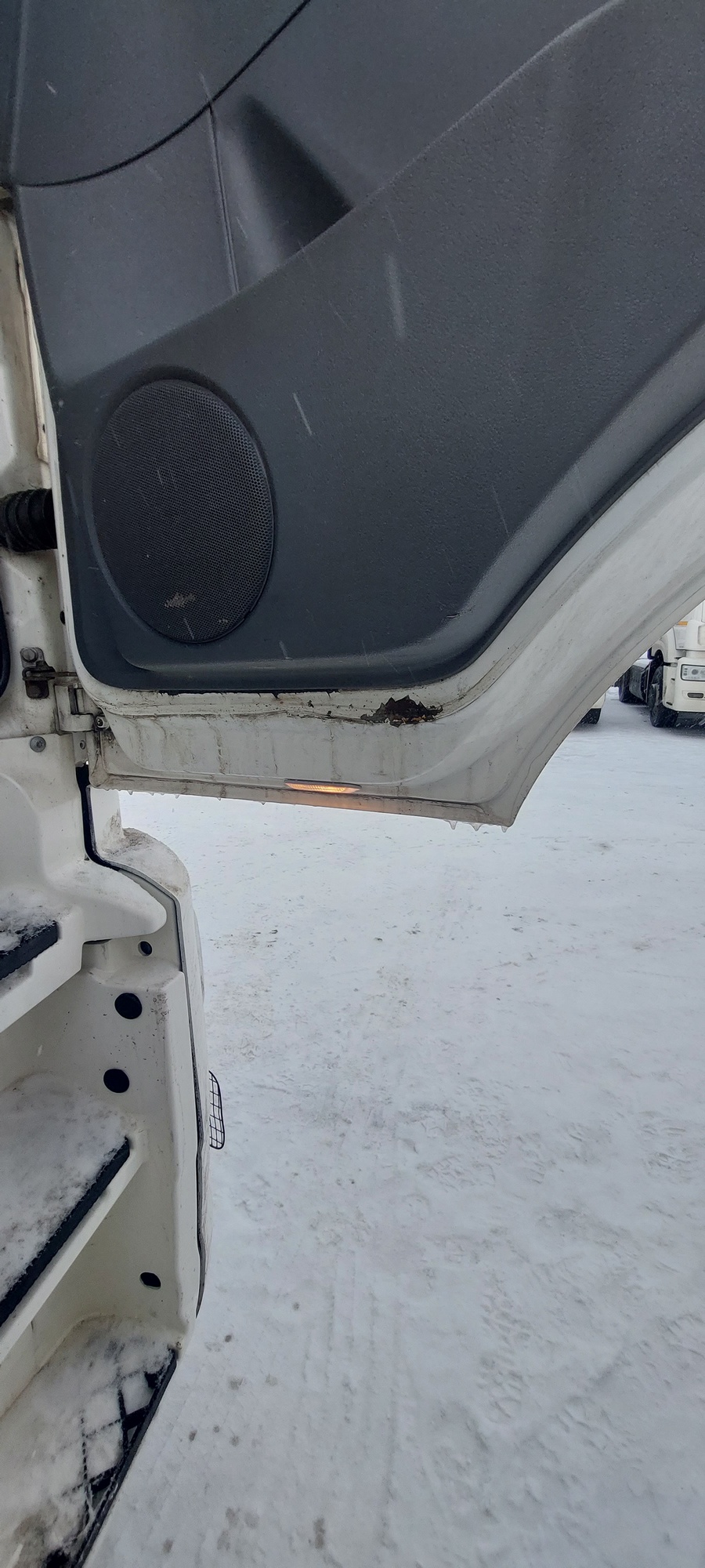 Седельный тягач КАМАЗ 5490-801-DC (газодизель) 2021 г. - фото 9