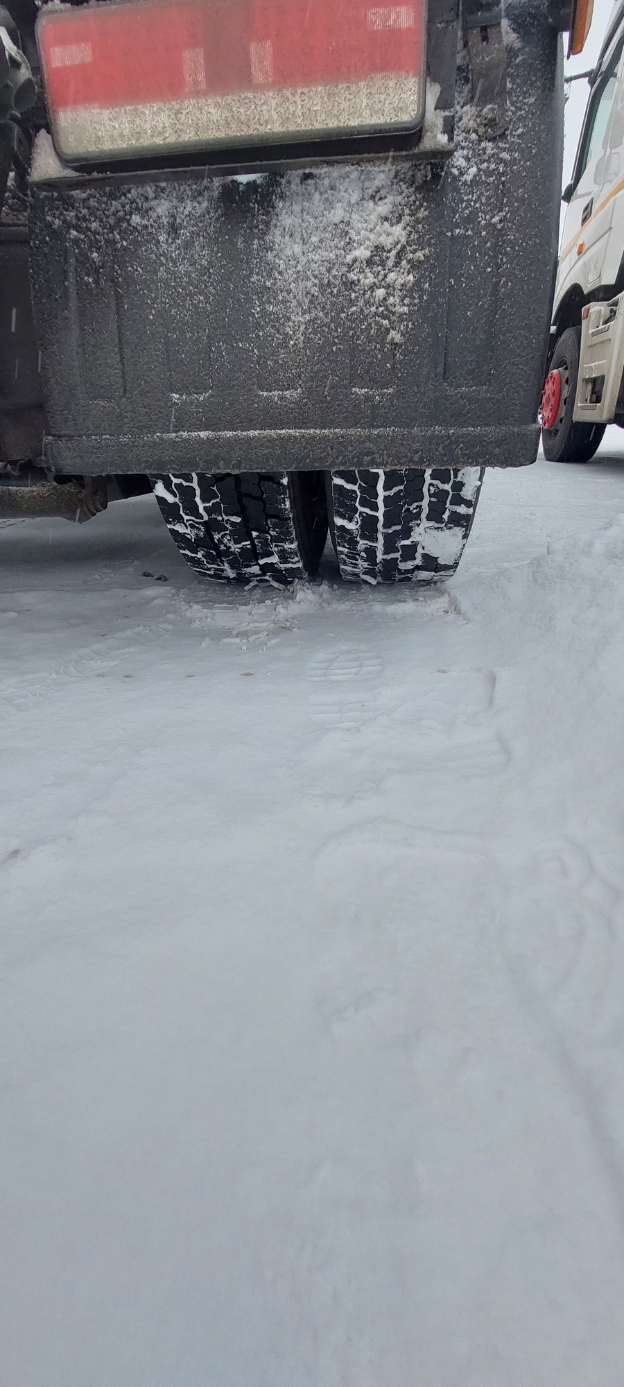 Седельный тягач КАМАЗ 5490-801-DC (газодизель) 2021 г. - фото 21