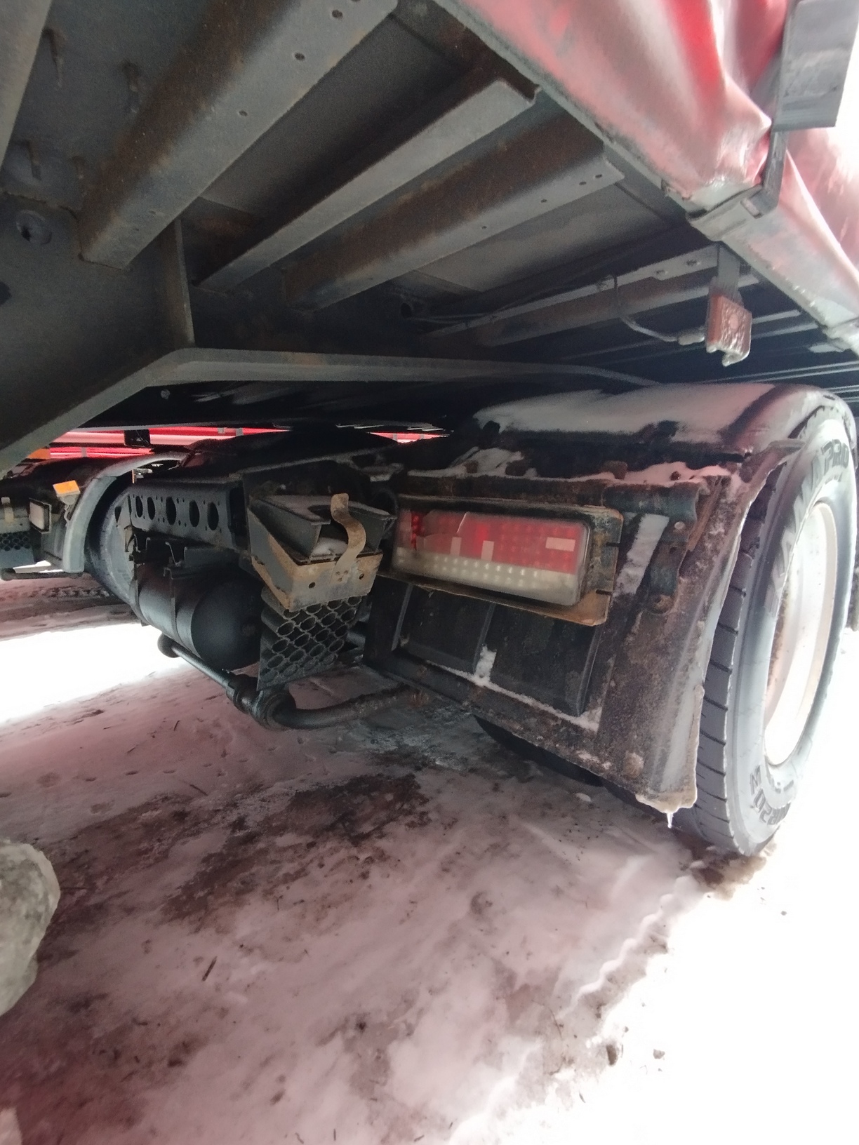 Седельный тягач КАМАЗ 5490-801-DC (газодизель) 2021 г. - фото 28