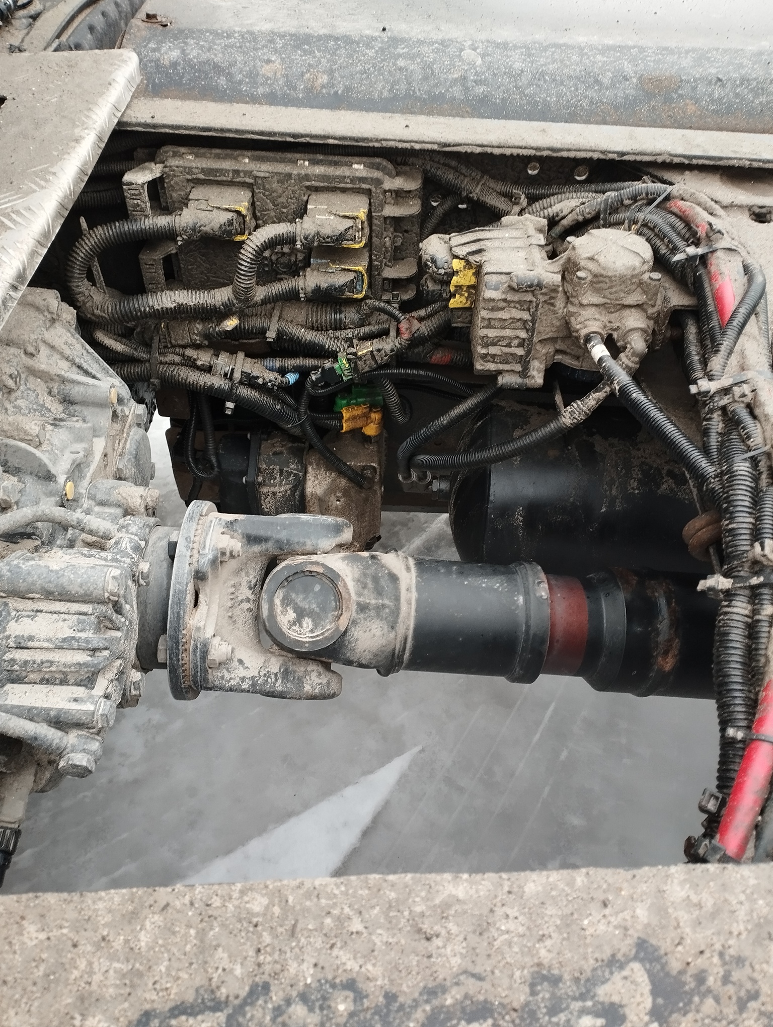 Седельный тягач КАМАЗ 5490-801-DC (газодизель) 2021 г. - фото 38