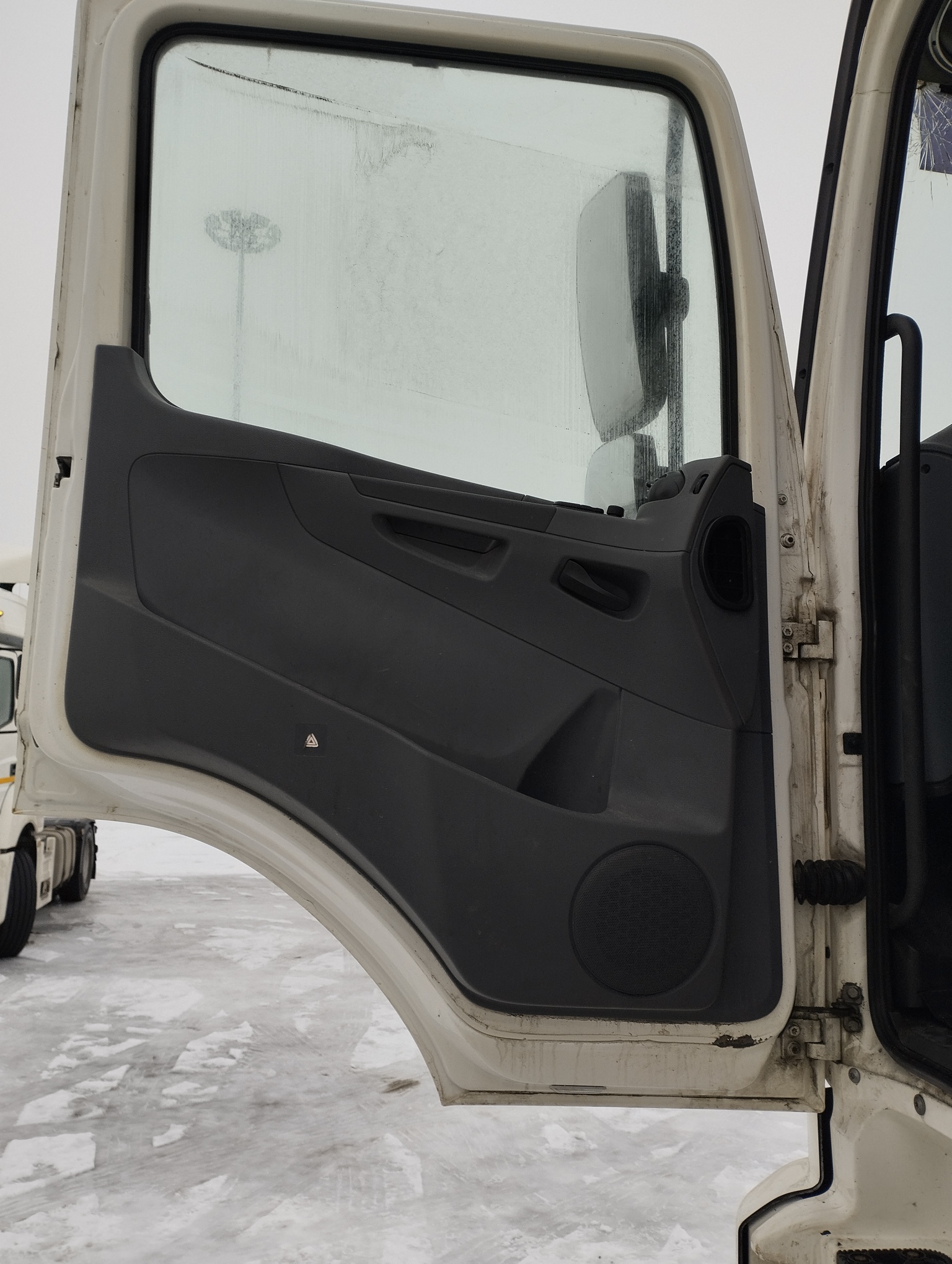 Седельный тягач КАМАЗ 5490-801-DC (газодизель) 2021 г. - фото 53