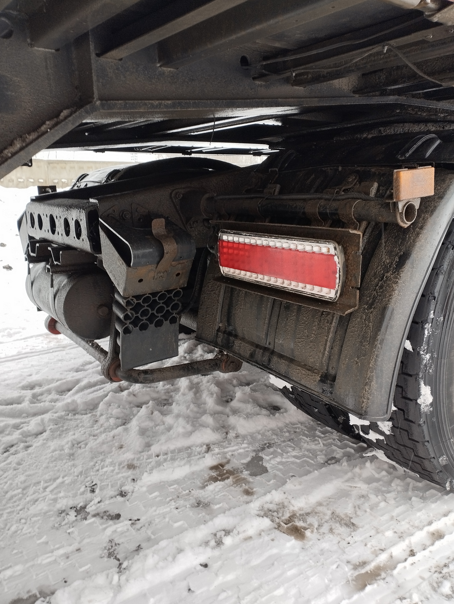 Седельный тягач КАМАЗ 5490-801-DC (газодизель) 2021 г. - фото 23