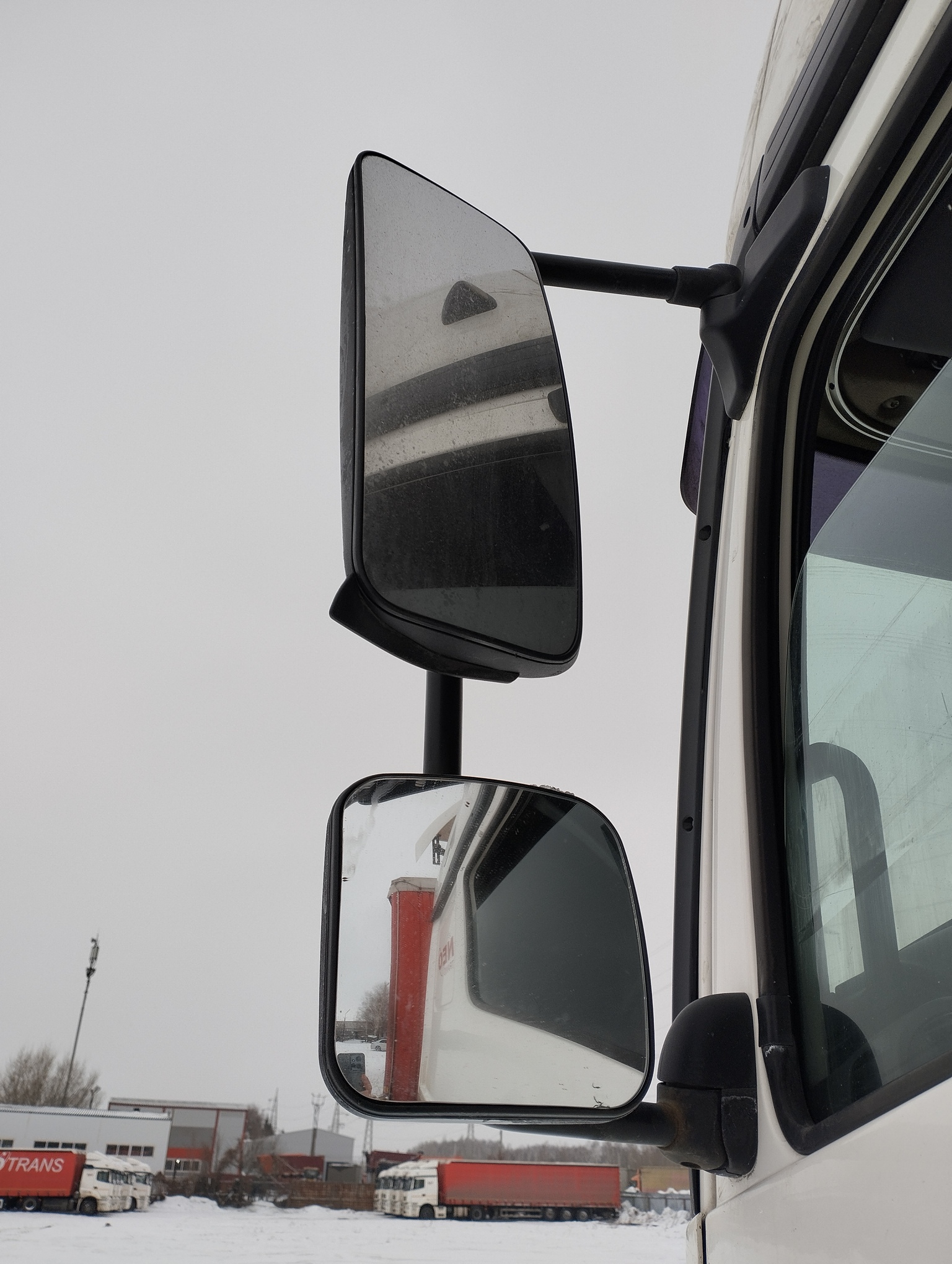 Седельный тягач КАМАЗ 5490-801-DC (газодизель) 2021 г. - фото 37