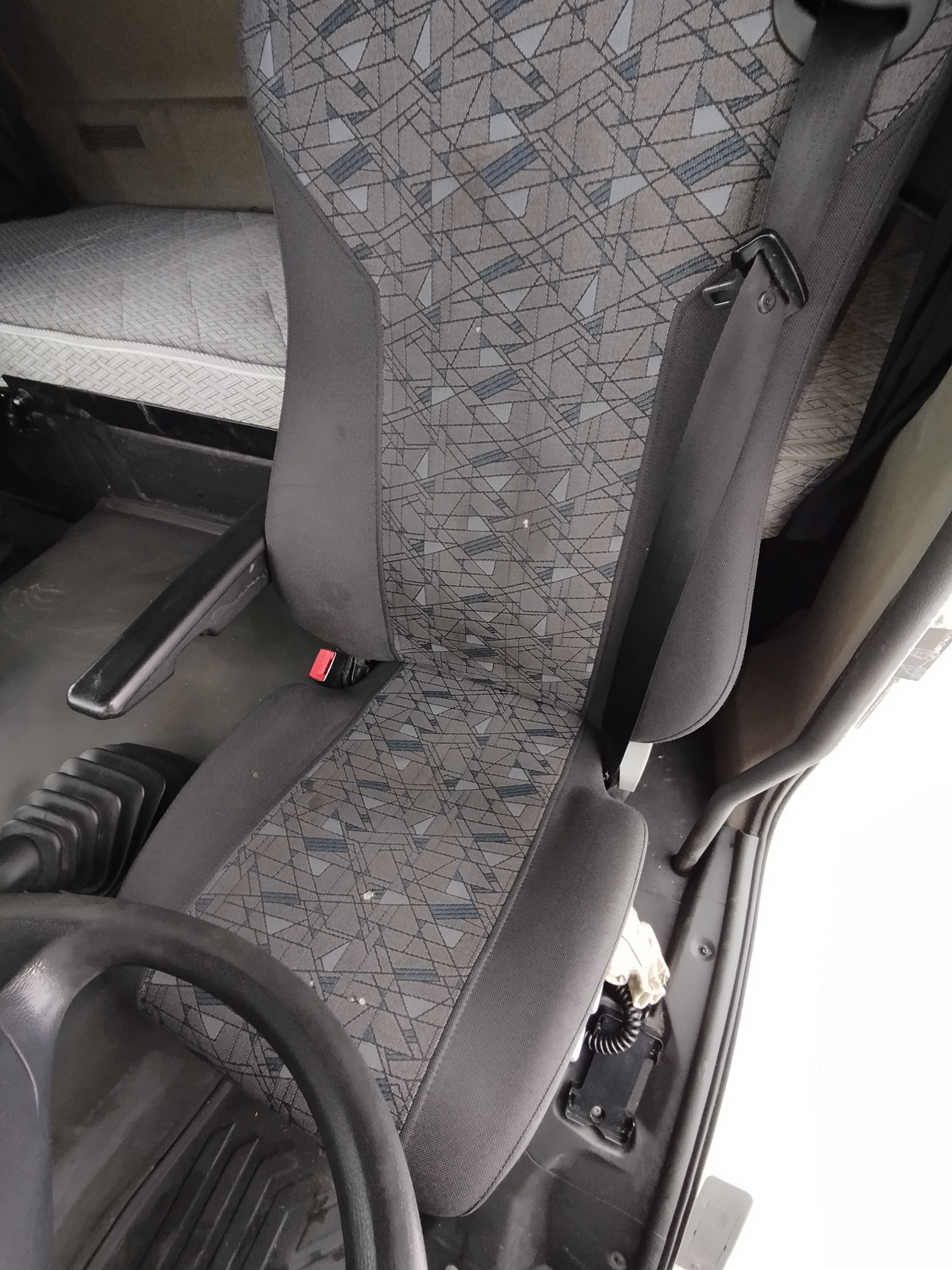 Седельный тягач КАМАЗ 5490-801-DC (газодизель) 2021 г. - фото 42