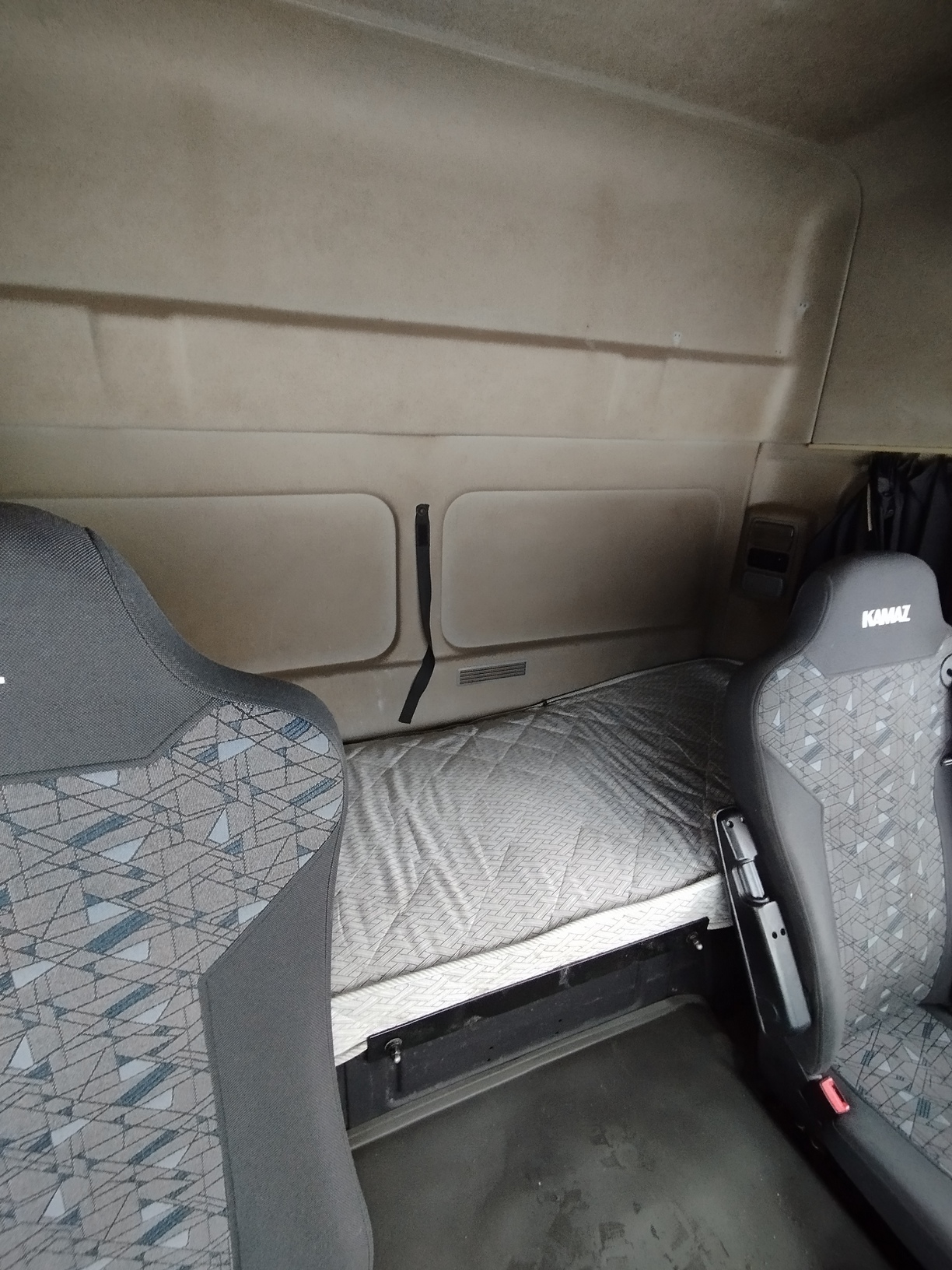 Седельный тягач КАМАЗ 5490-801-DC (газодизель) 2021 г. - фото 53