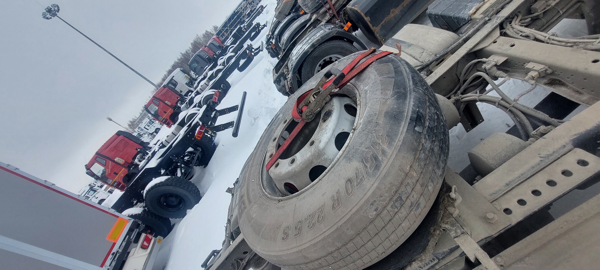 Седельный тягач КАМАЗ 5490-801-DC (газодизель) 2021 г. - фото 9