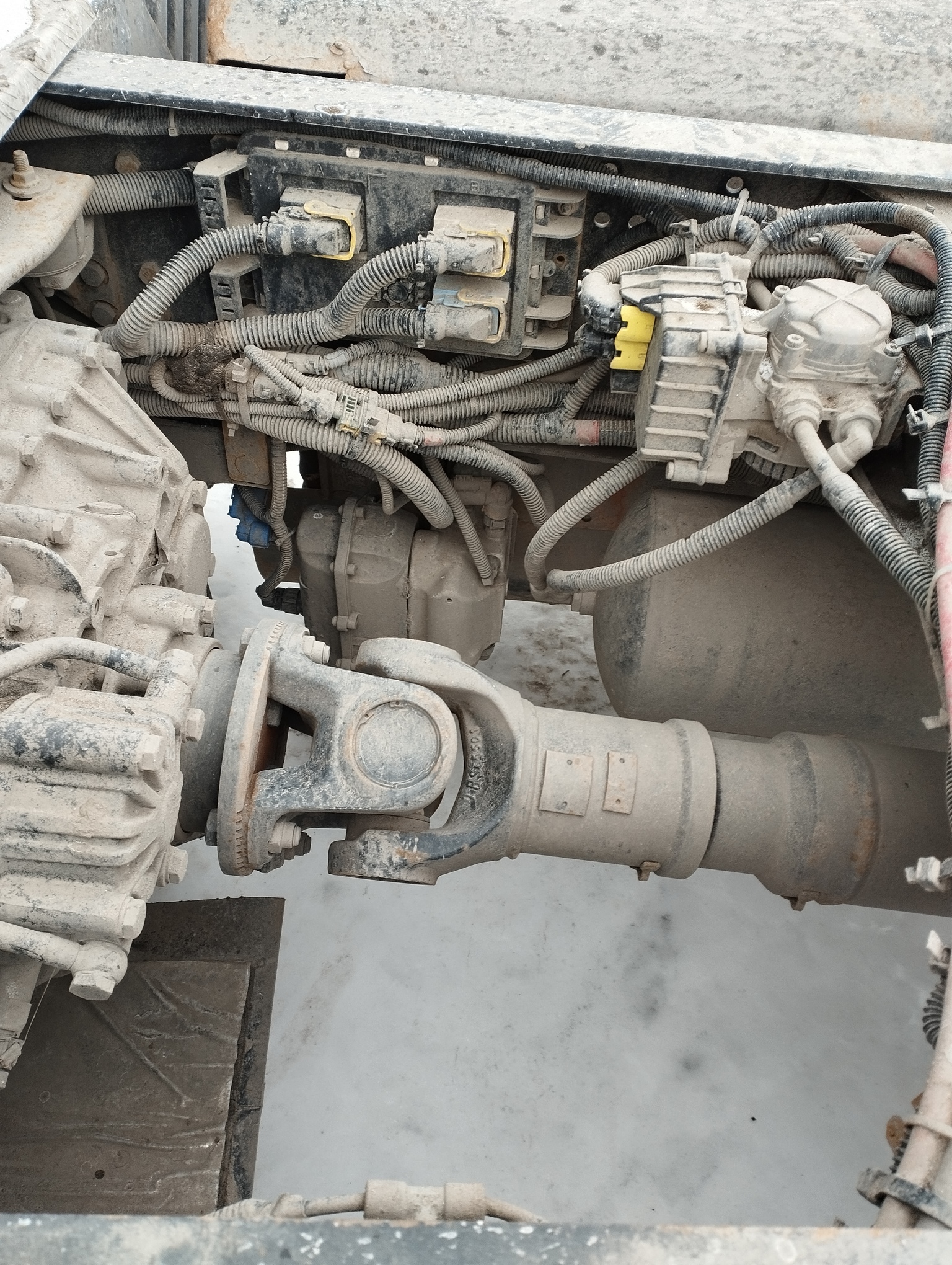 Седельный тягач КАМАЗ 5490-801-DC (газодизель) 2021 г. - фото 36