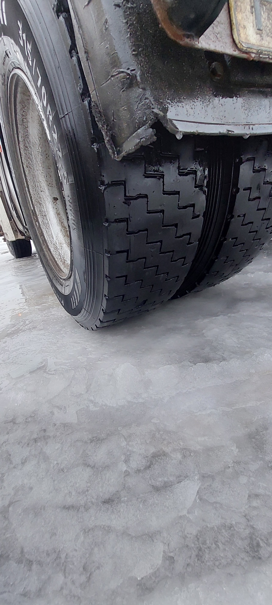 Седельный тягач КАМАЗ 5490-801-DC (газодизель) 2021 г. - фото 17