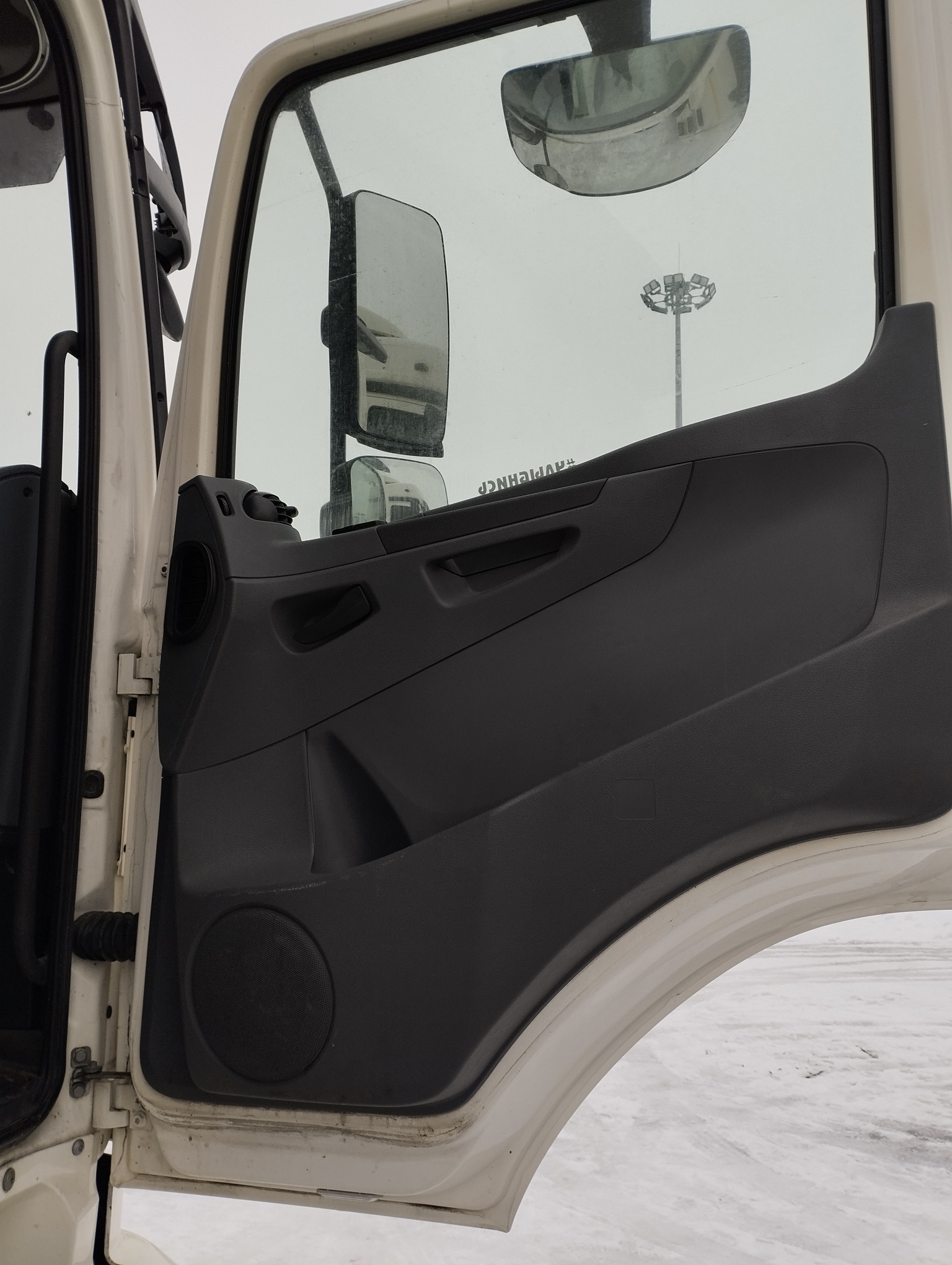 Седельный тягач КАМАЗ 5490-801-DC (газодизель) 2021 г. - фото 7