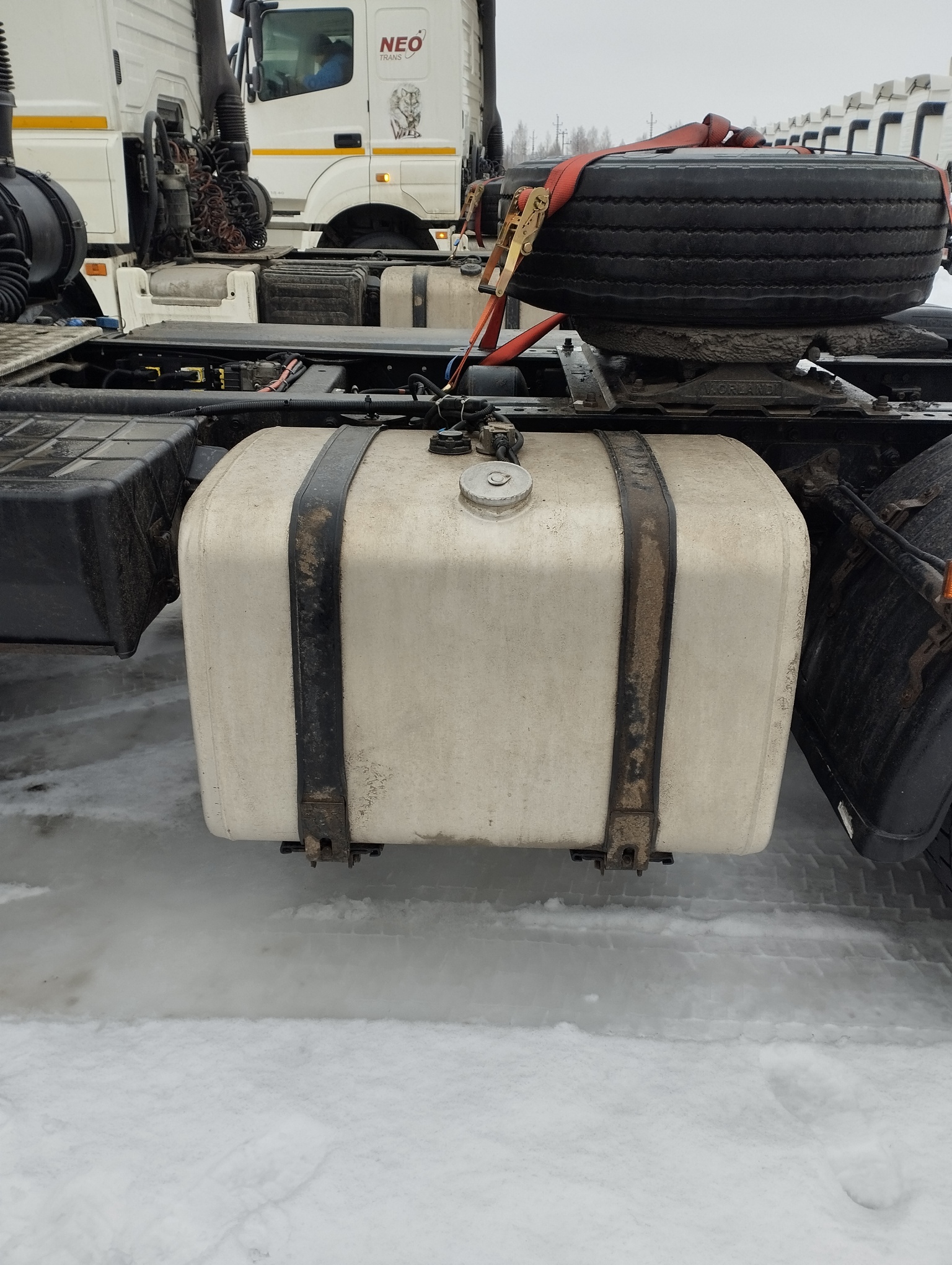 Седельный тягач КАМАЗ 5490-801-DC (газодизель) 2021 г. - фото 29