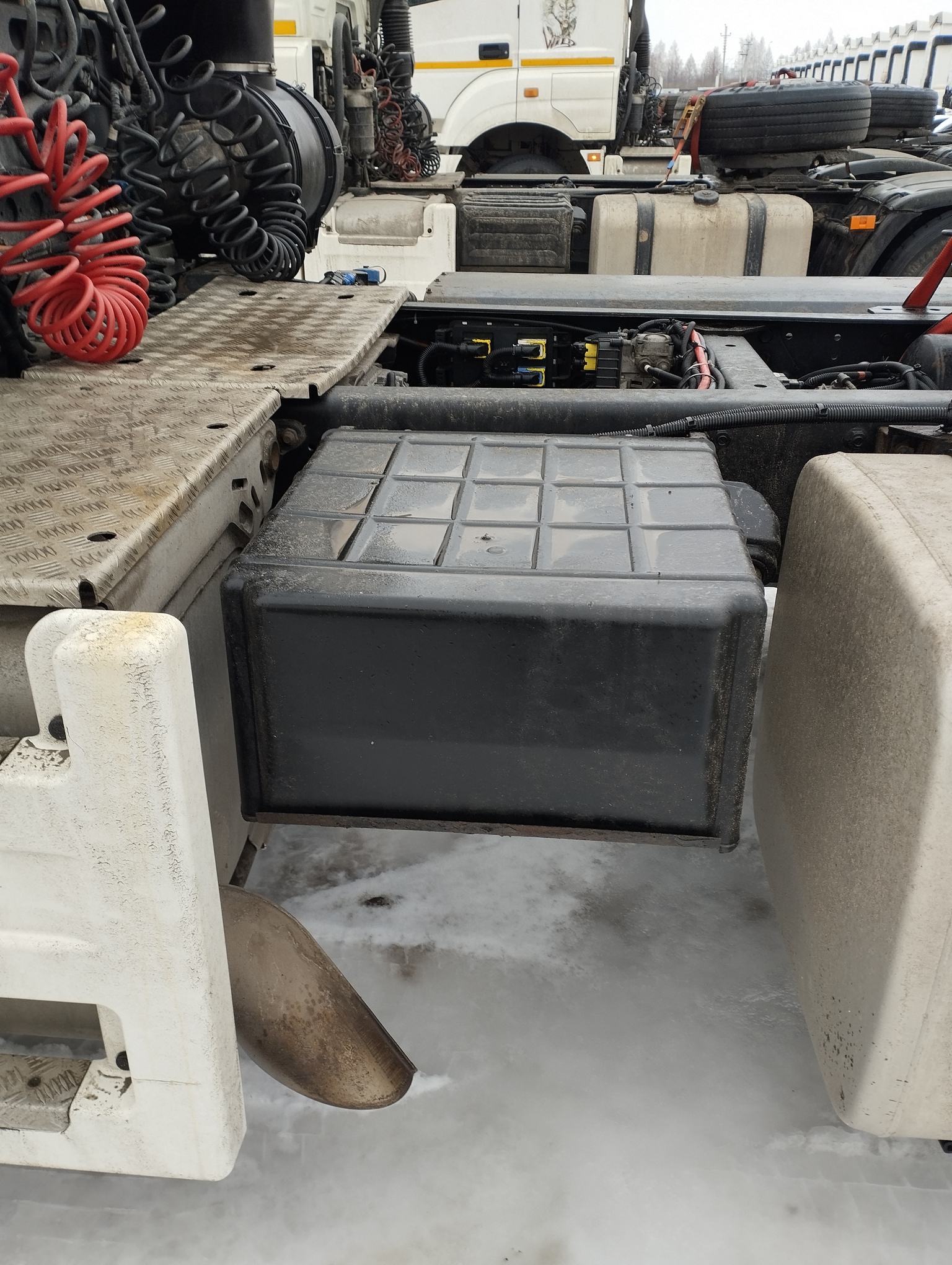 Седельный тягач КАМАЗ 5490-801-DC (газодизель) 2021 г. - фото 30