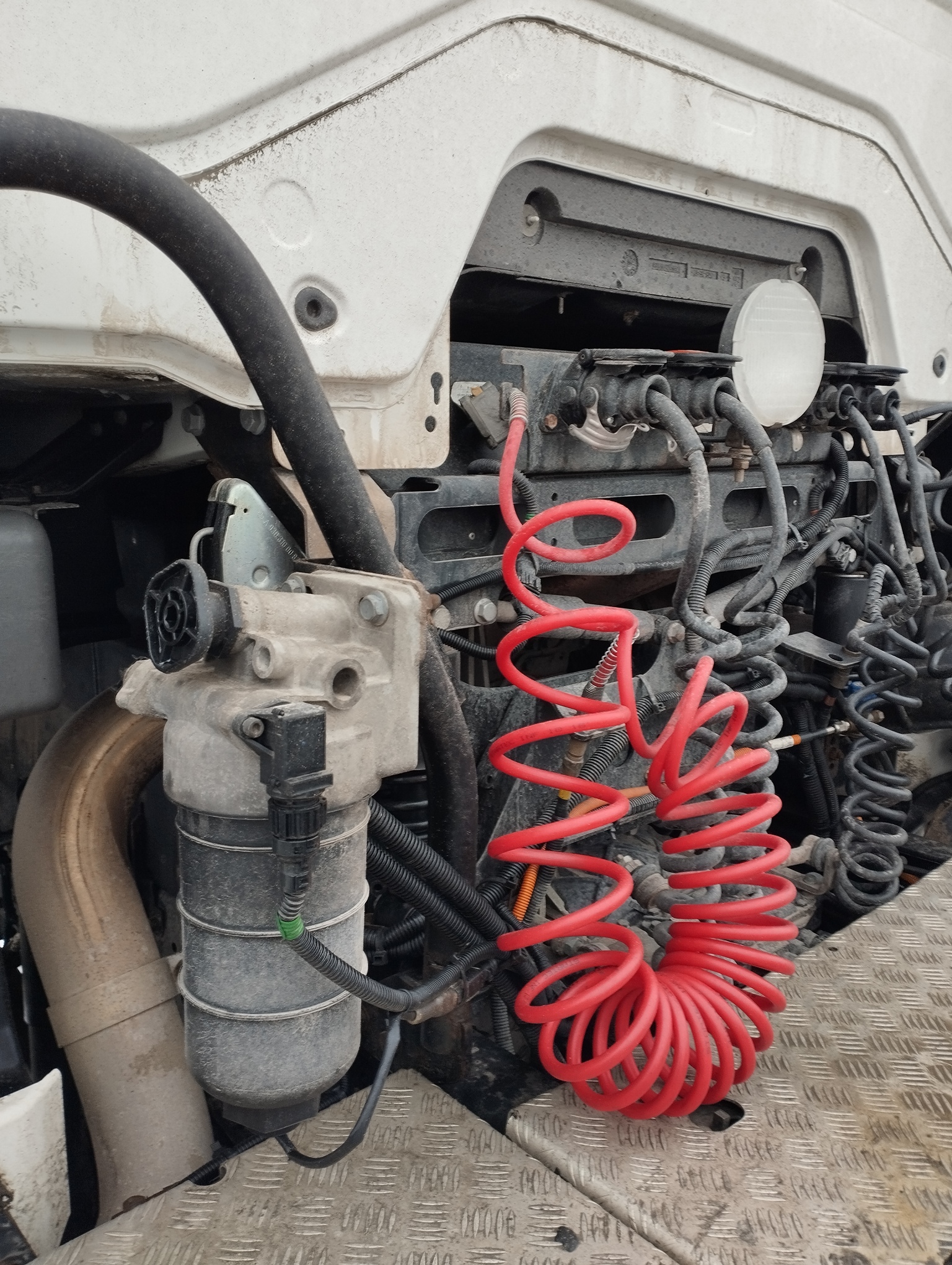 Седельный тягач КАМАЗ 5490-801-DC (газодизель) 2021 г. - фото 34