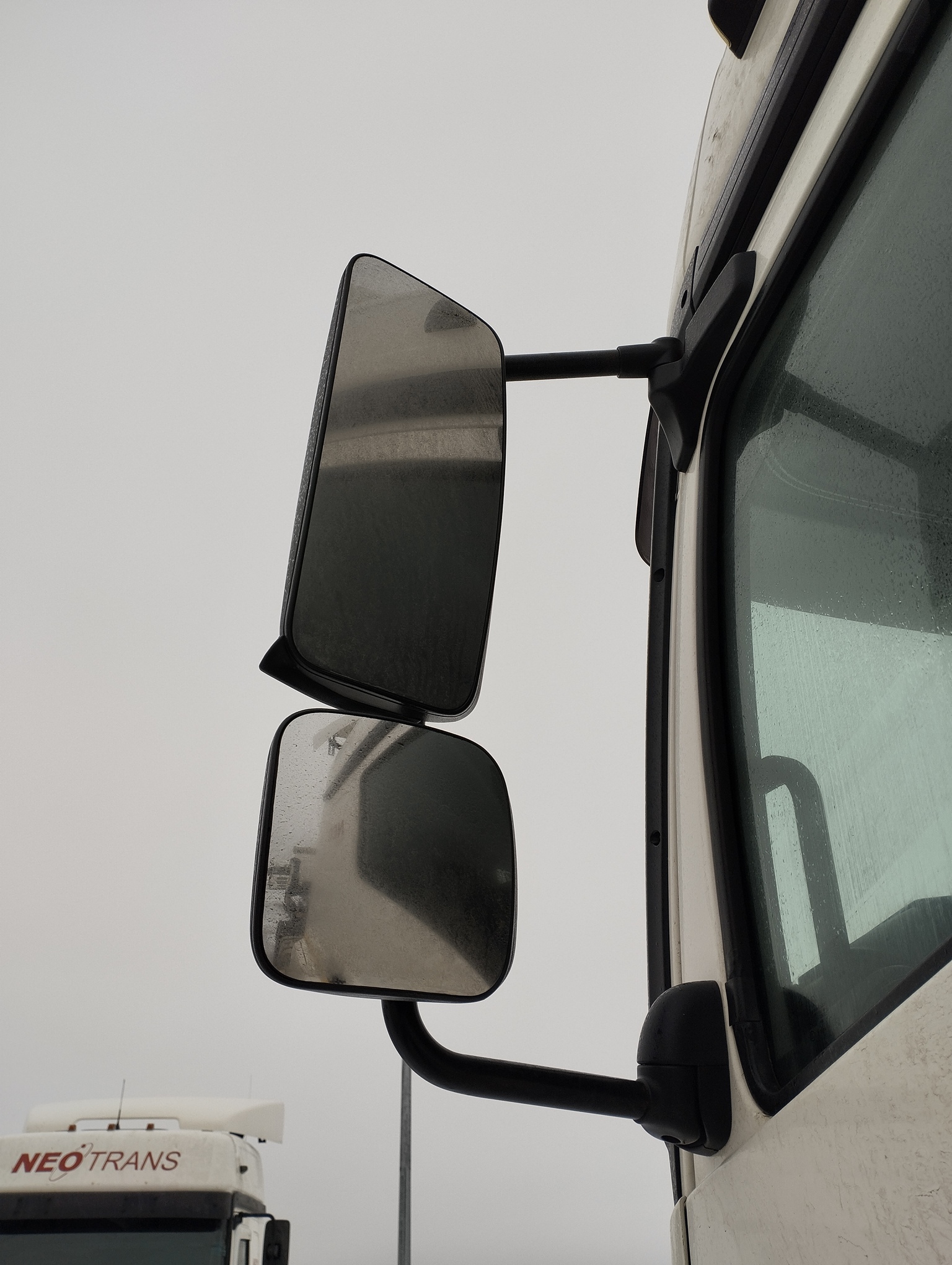 Седельный тягач КАМАЗ 5490-801-DC (газодизель) 2021 г. - фото 38