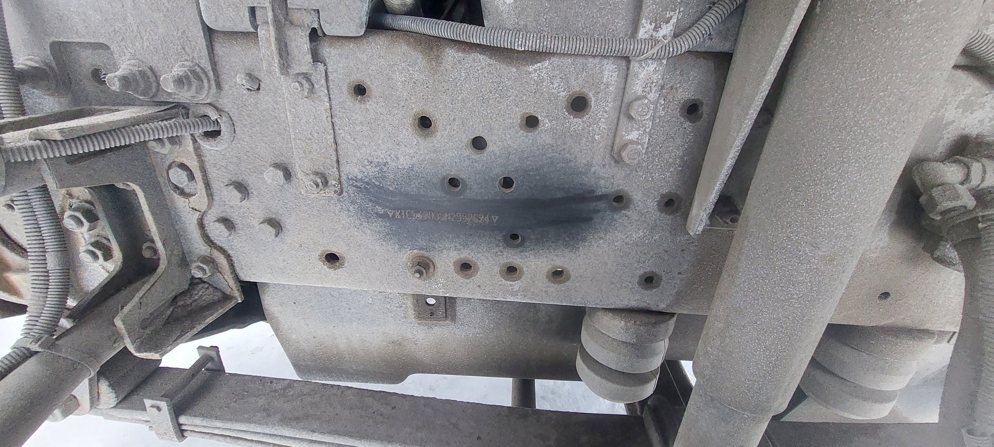 Седельный тягач КАМАЗ 5490-801-DC (газодизель) 2021 г. - фото 9