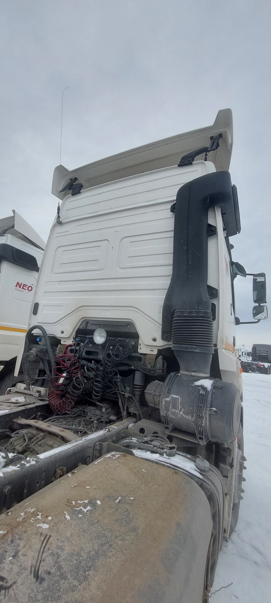 Седельный тягач КАМАЗ 5490-801-DC (газодизель) 2021 г. - фото 17