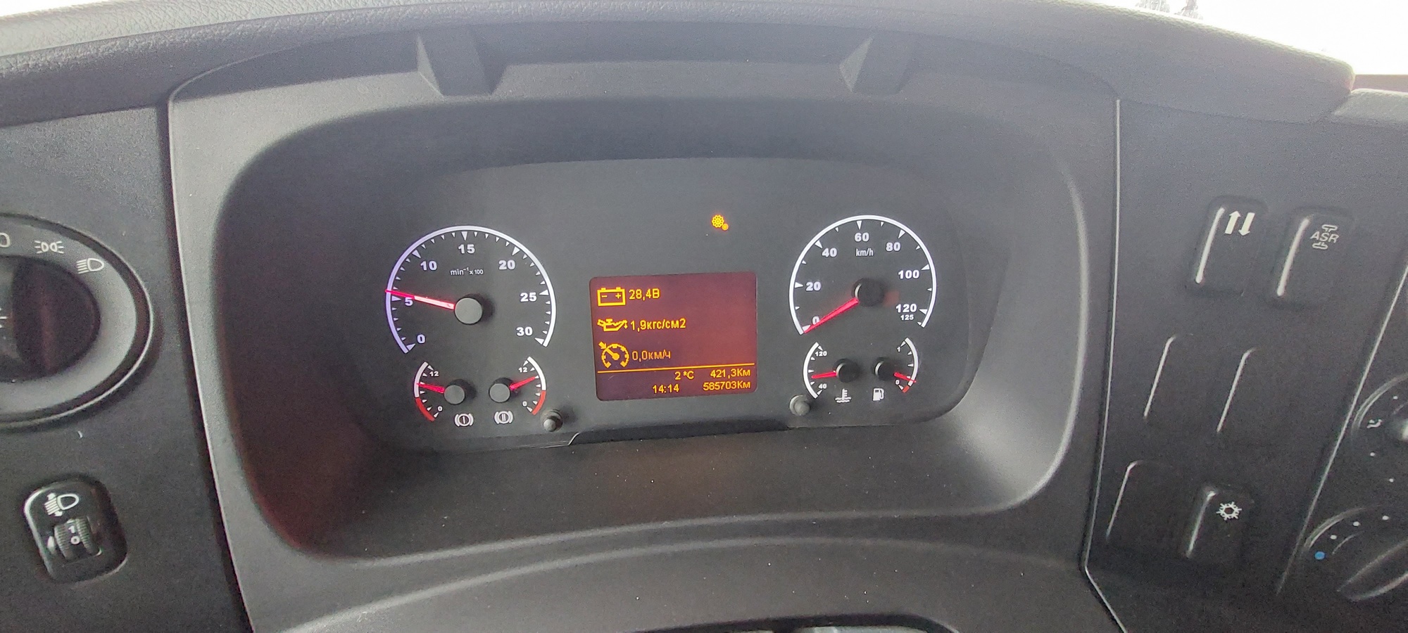 Седельный тягач КАМАЗ 5490-801-DC (газодизель) 2021 г. - фото 35