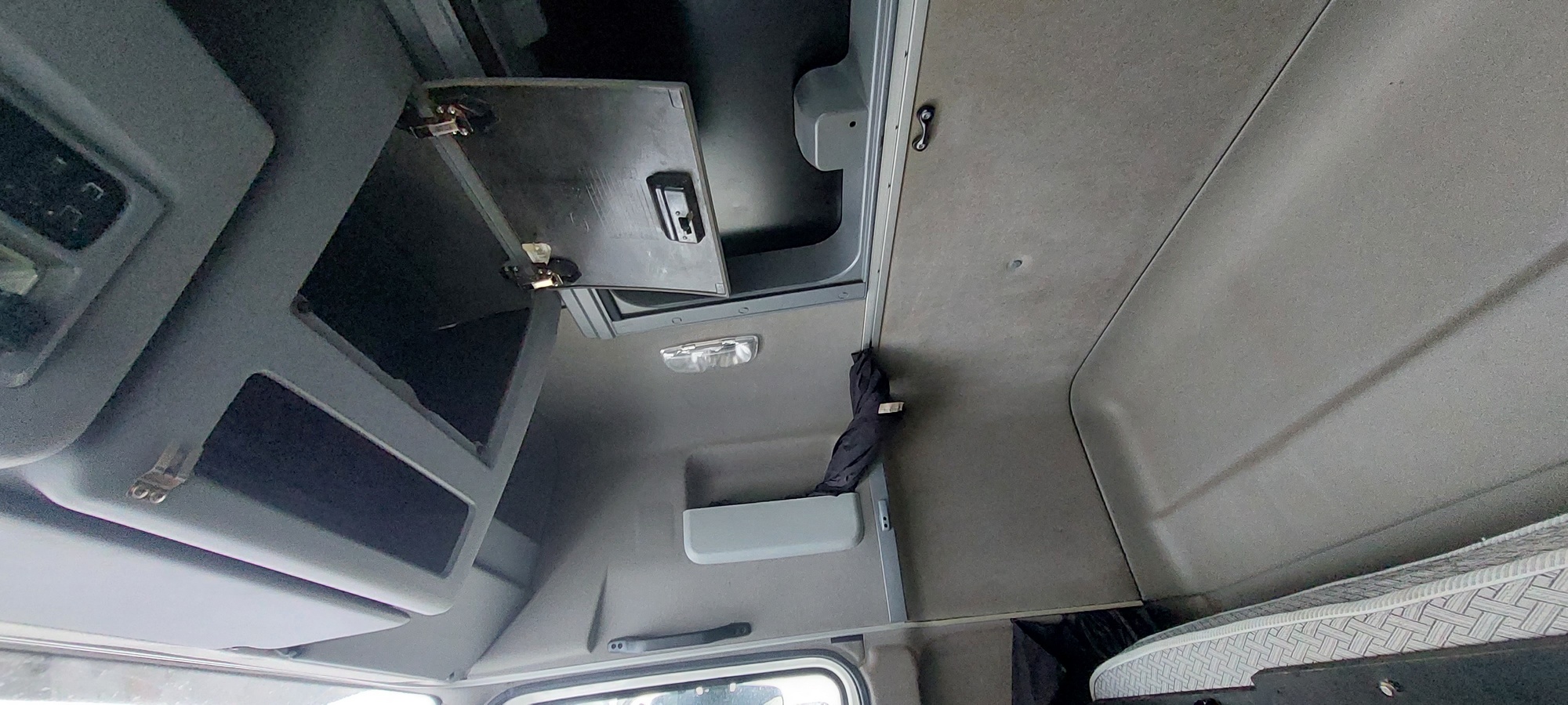 Седельный тягач КАМАЗ 5490-801-DC (газодизель) 2021 г. - фото 32