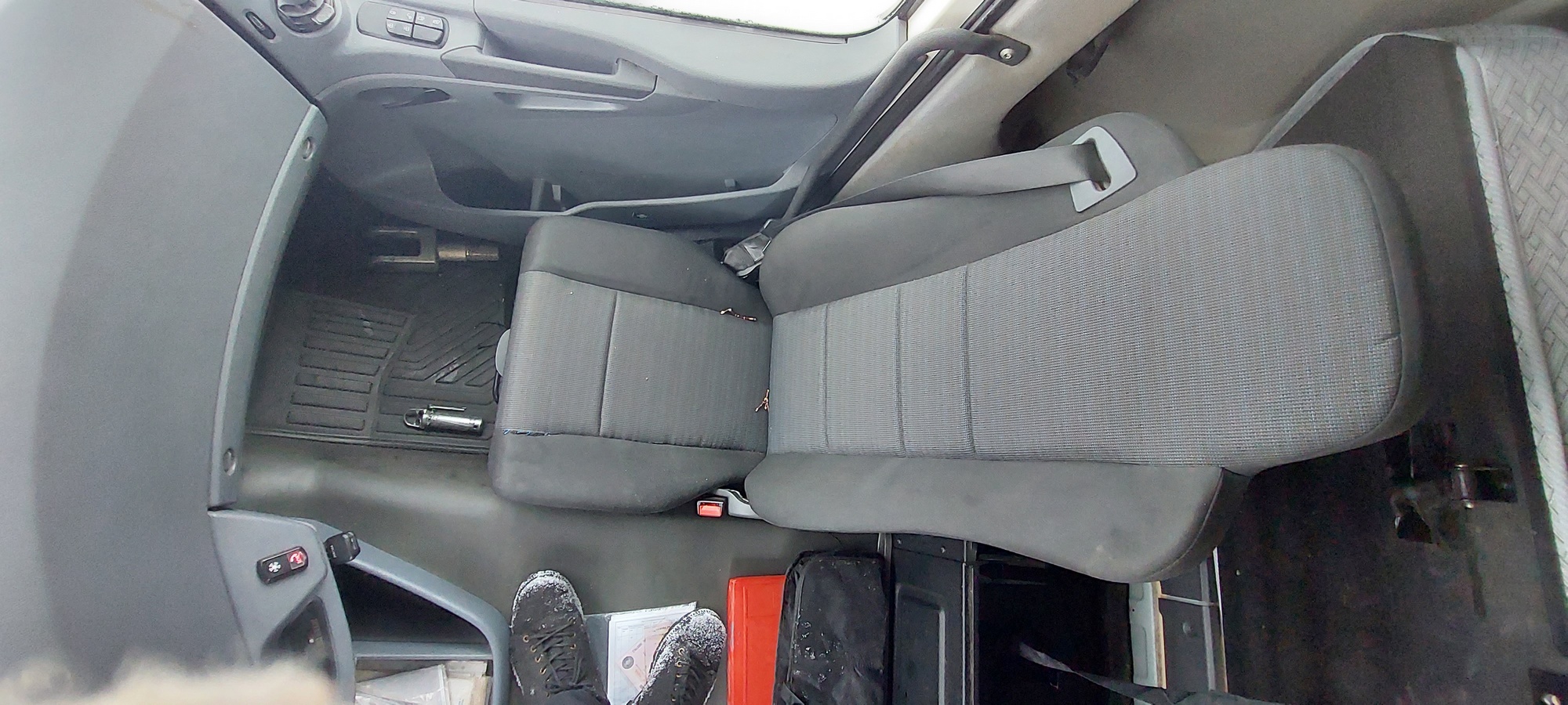 Седельный тягач КАМАЗ 5490-801-DC (газодизель) 2021 г. - фото 35