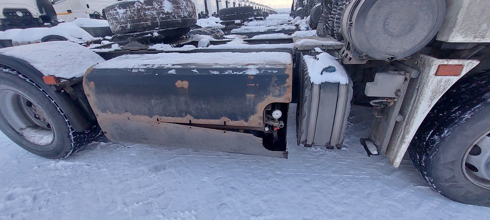 Седельный тягач КАМАЗ 5490-801-DC (газодизель) 2021 г. - фото 11